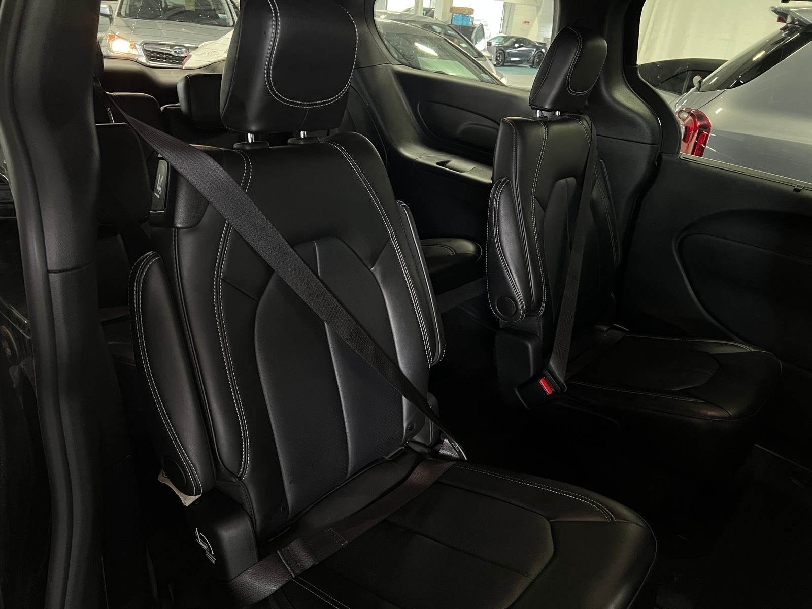 Thumbnail: 2025 Chrysler Pacifica - 5