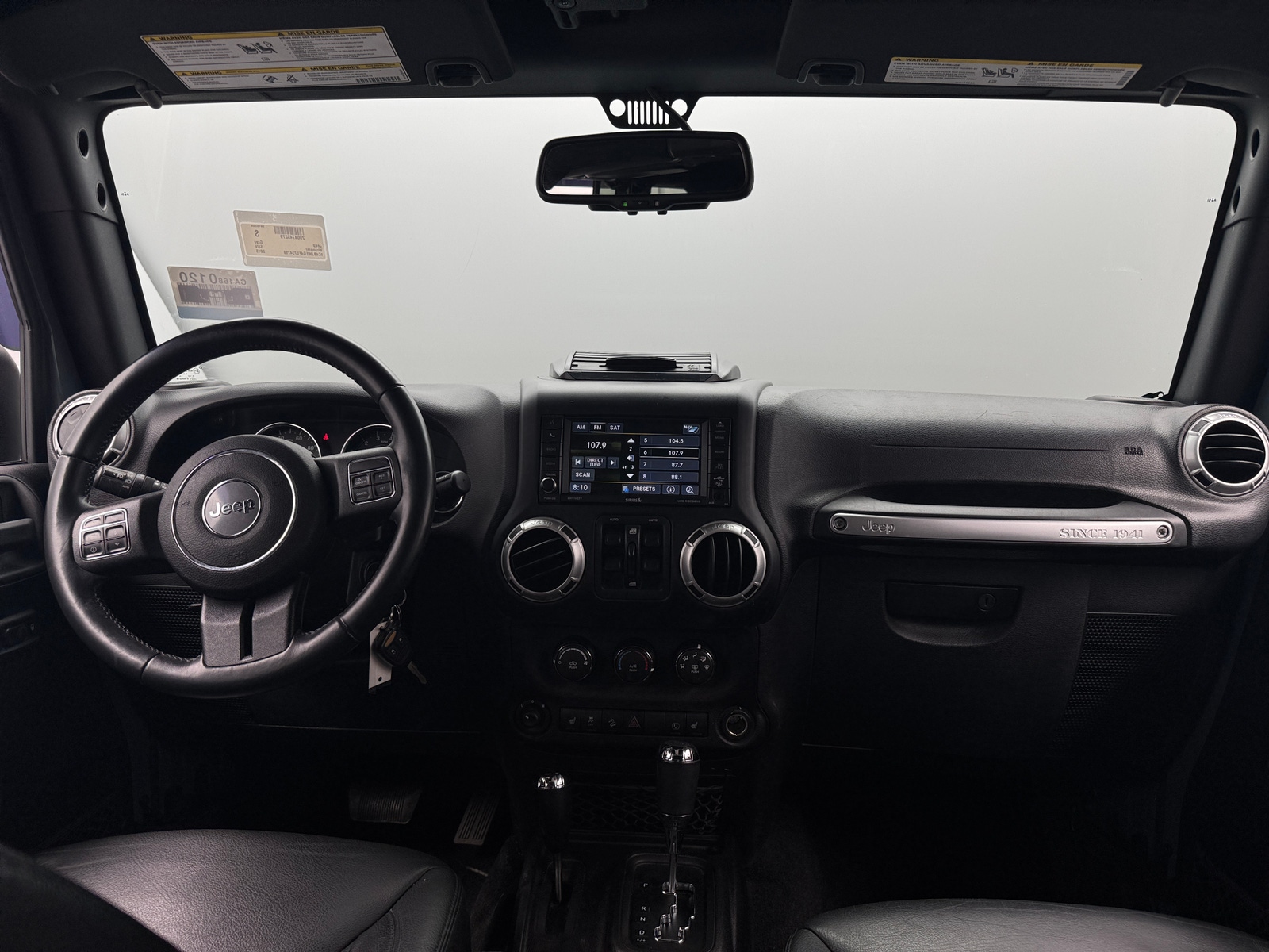Thumbnail: 2015 Jeep Wrangler - 3