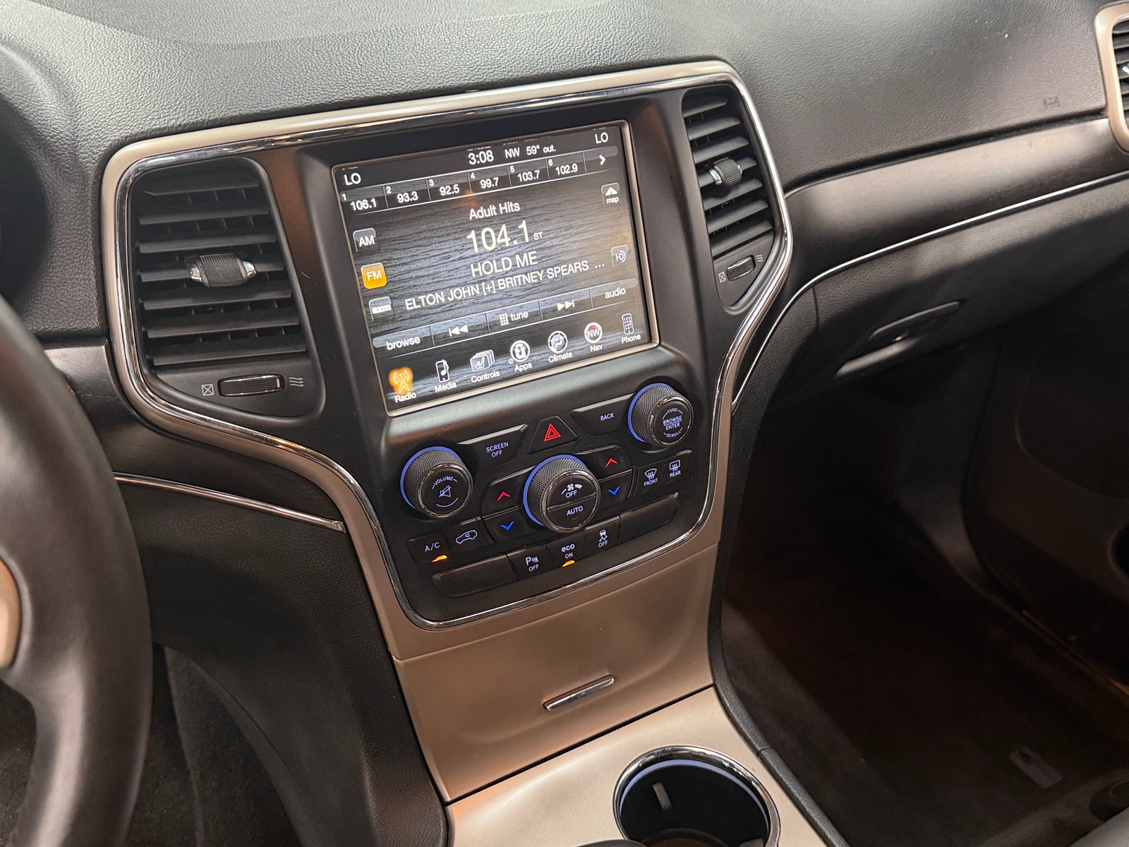 Thumbnail: 2014 Jeep Grand Cherokee - 3