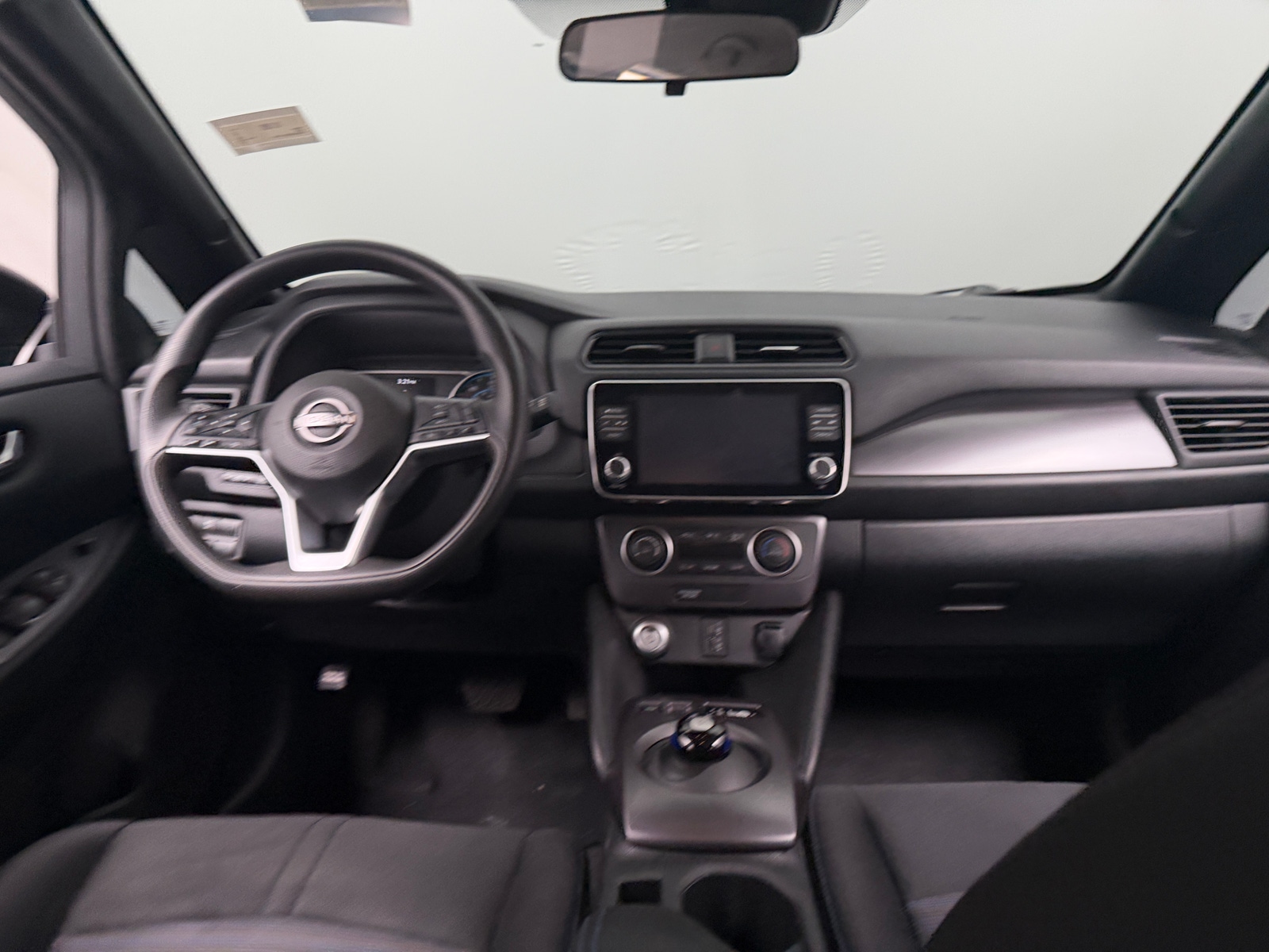 Thumbnail: 2023 Nissan Leaf - 3