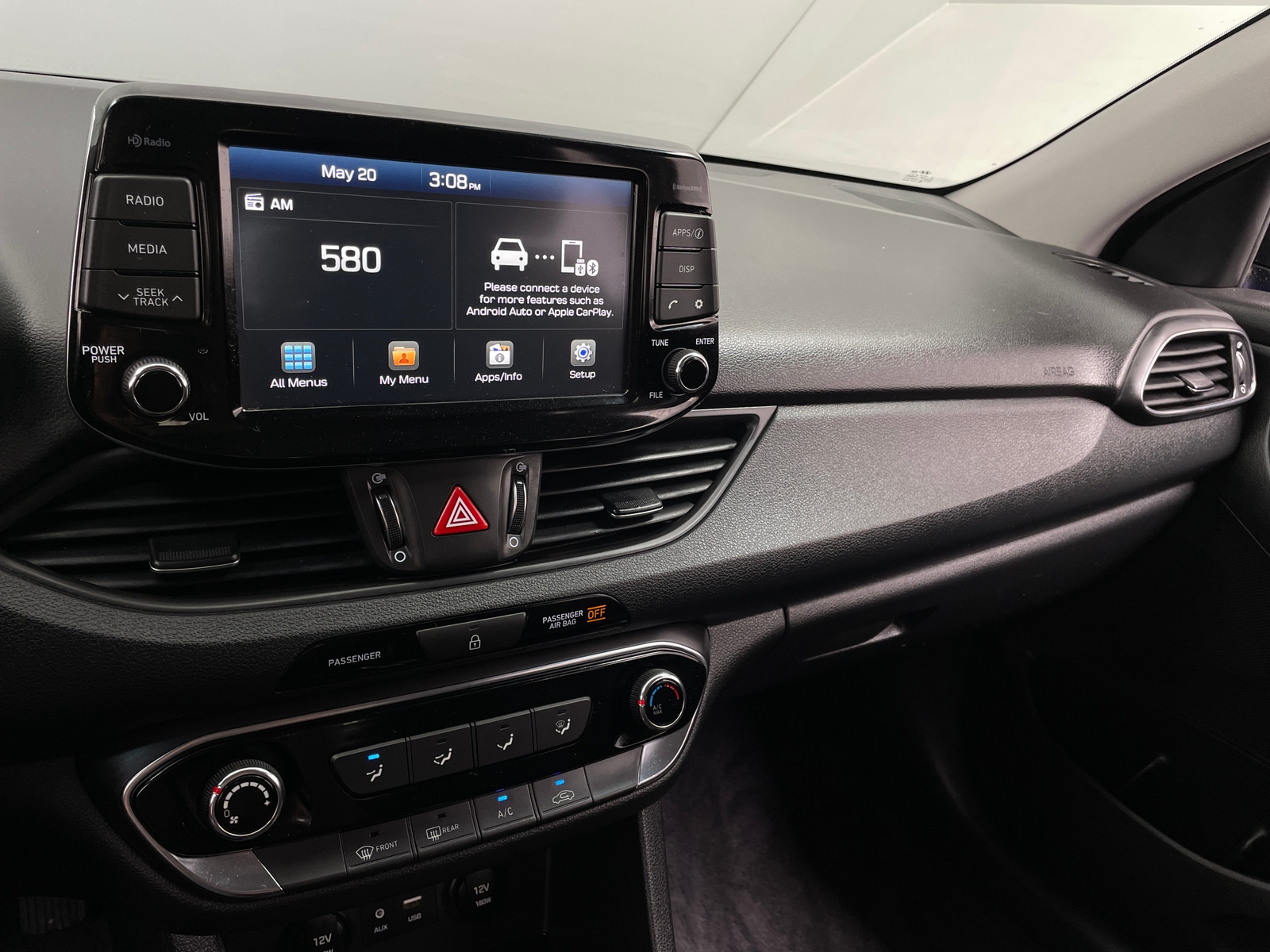Thumbnail: 2019 Hyundai Elantra - 4