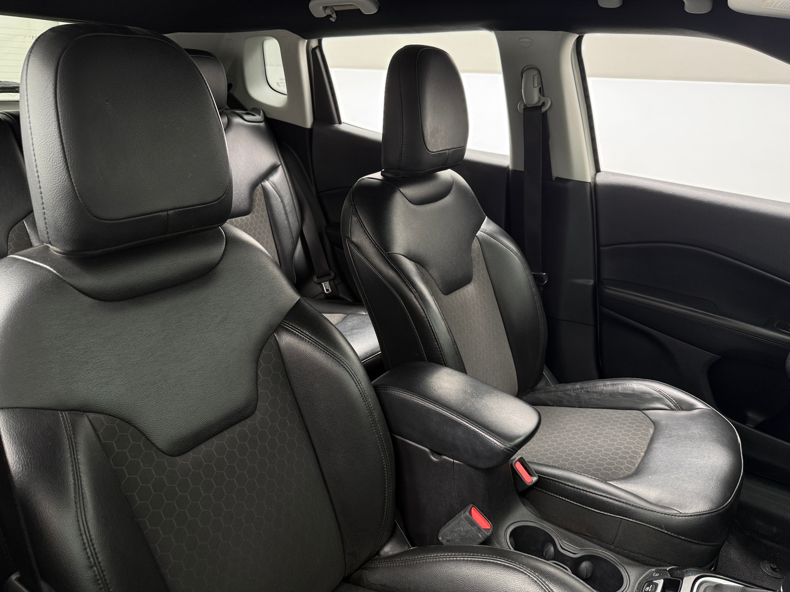Thumbnail: 2018 Jeep Compass - 2