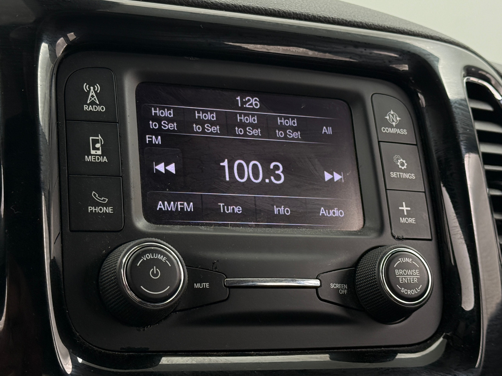 Thumbnail: 2018 Jeep Compass - 4