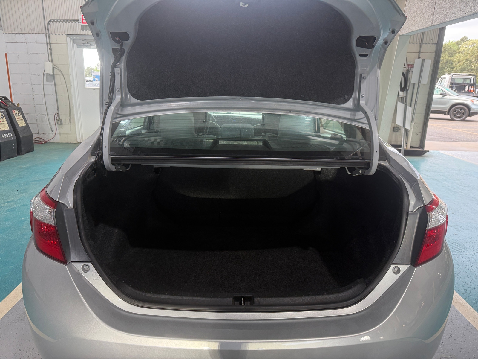 Thumbnail: 2014 Toyota Corolla - 7