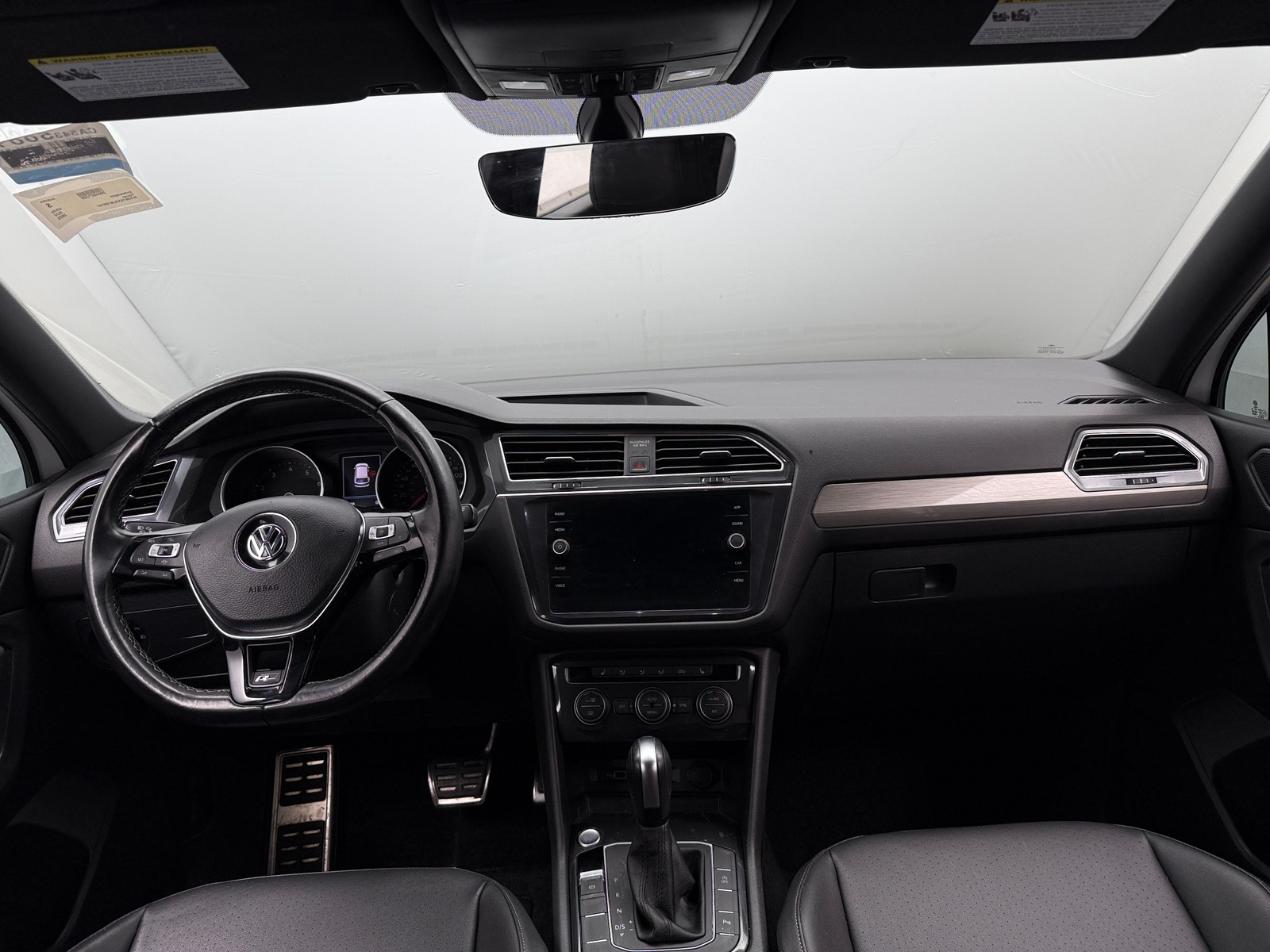 Thumbnail: 2020 Volkswagen Tiguan - 2
