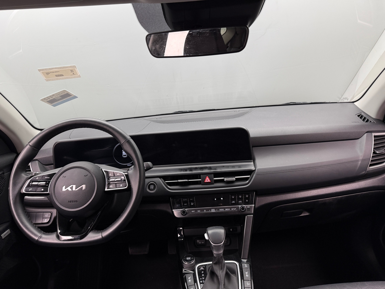 Thumbnail: 2024 Kia Seltos - 2