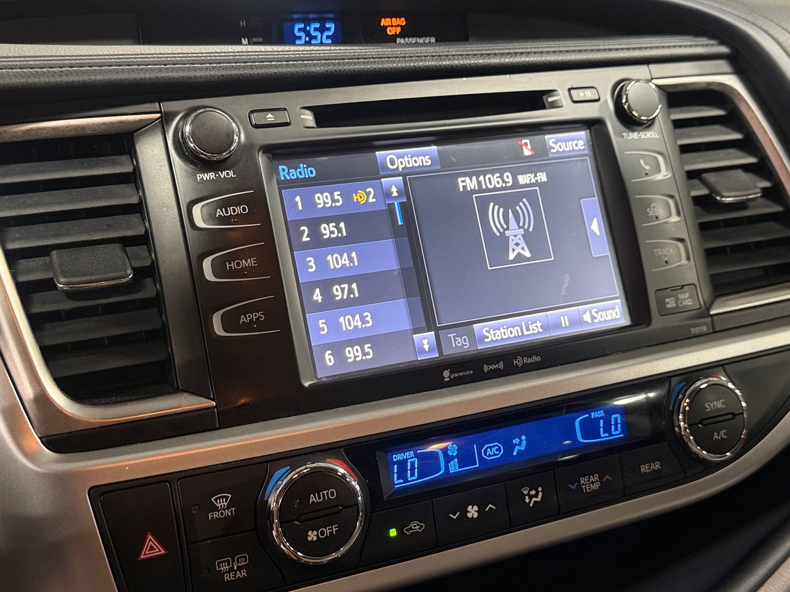 Thumbnail: 2016 Toyota Highlander - 4