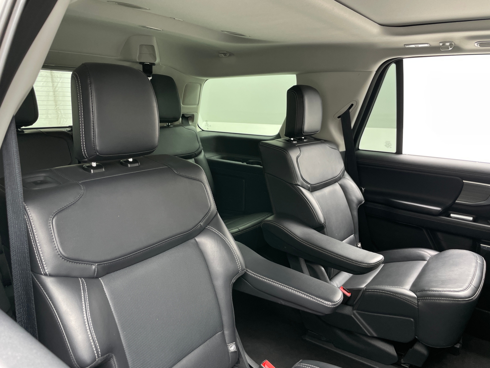 Thumbnail: 2025 Ford Expedition - 5