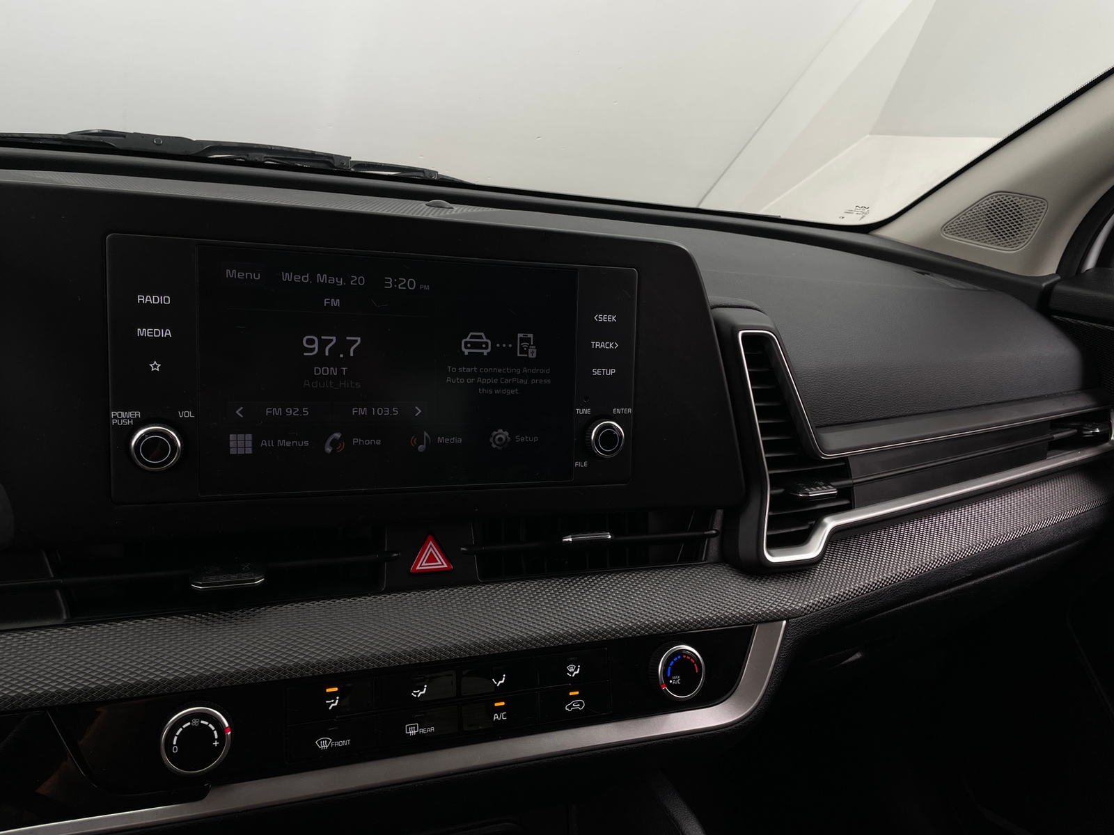 Thumbnail: 2025 Kia Sportage - 4