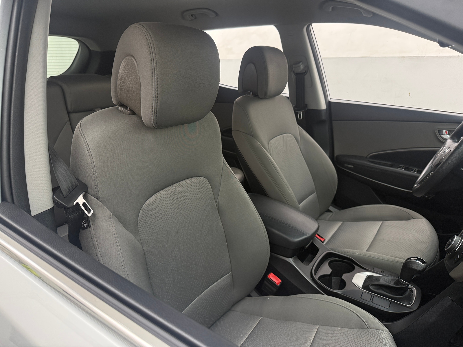 Thumbnail: 2017 Hyundai Santa Fe - 2