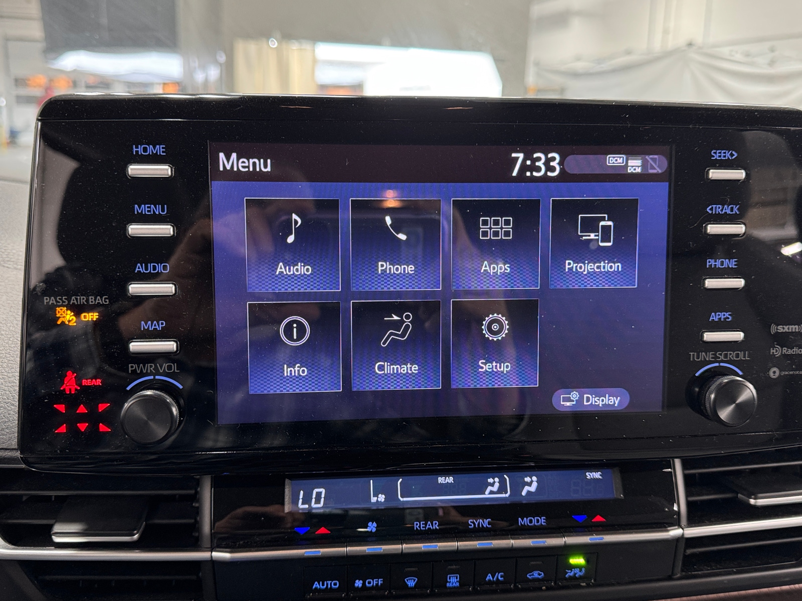 Thumbnail: 2022 Toyota Sienna - 4
