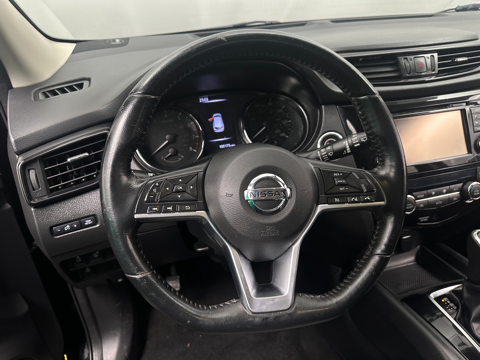 Thumbnail: 2018 Nissan Rogue Sport - 5