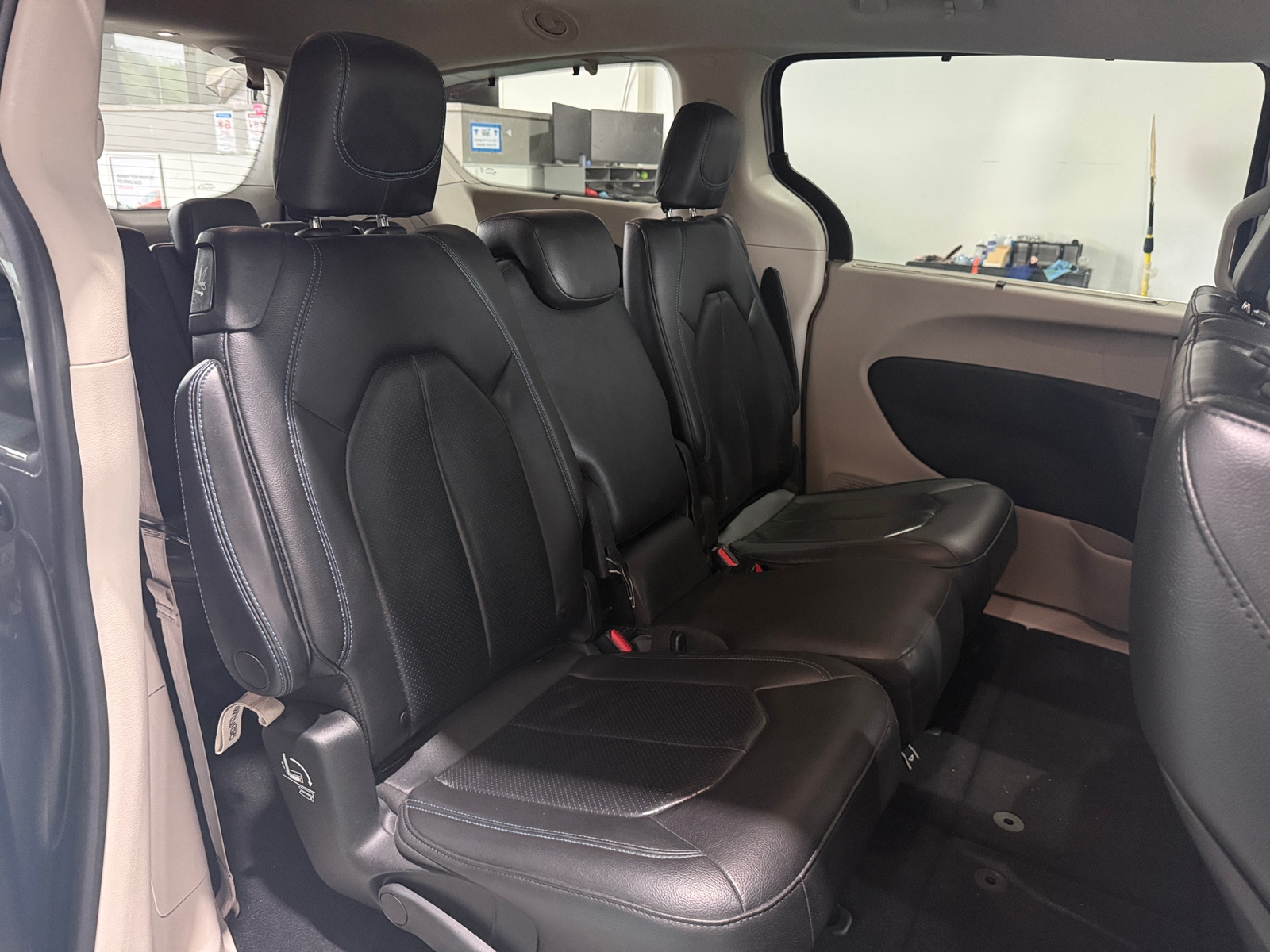 Thumbnail: 2021 Chrysler Pacifica - 5