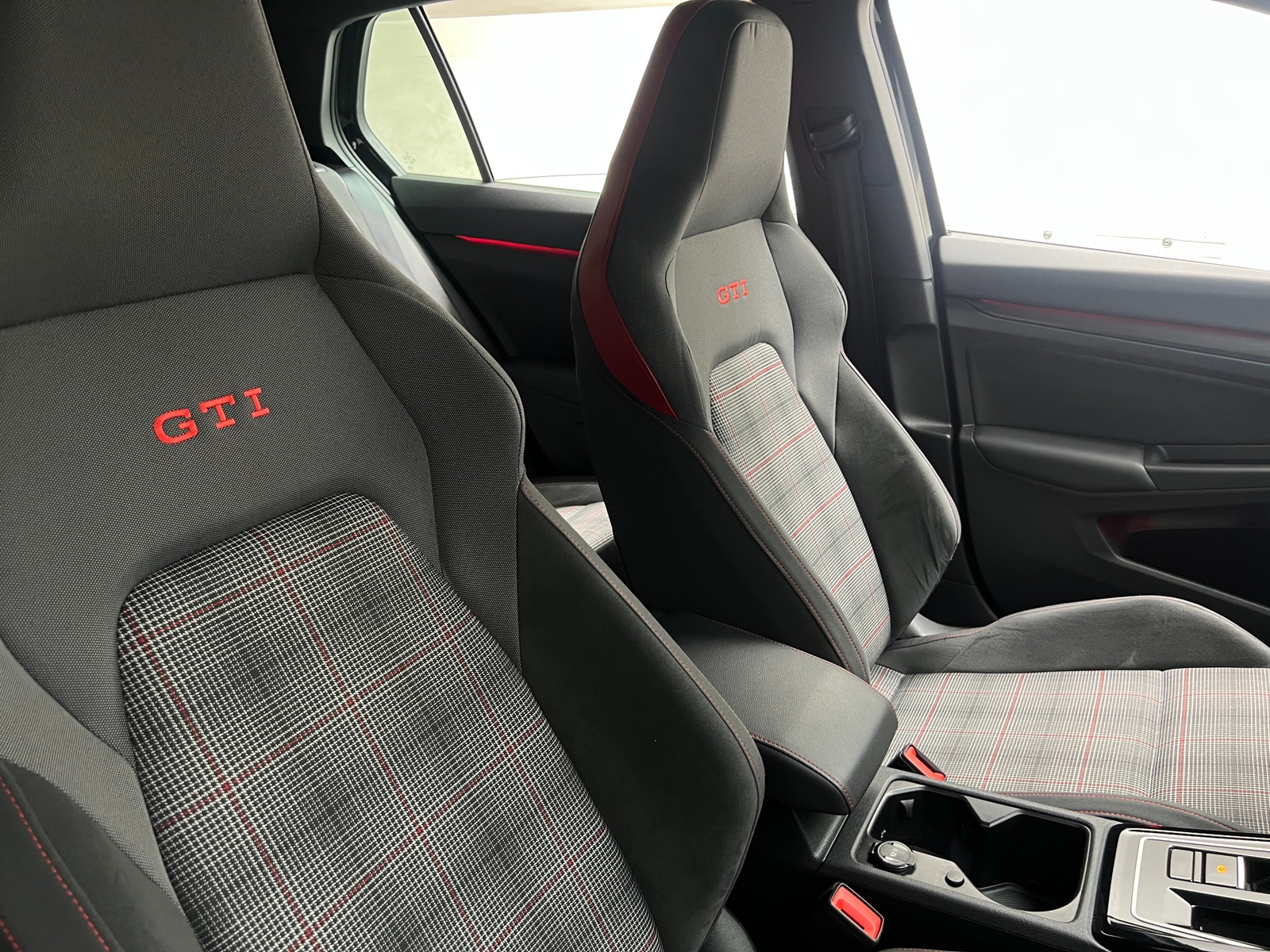 Thumbnail: 2024 Volkswagen Golf - 2