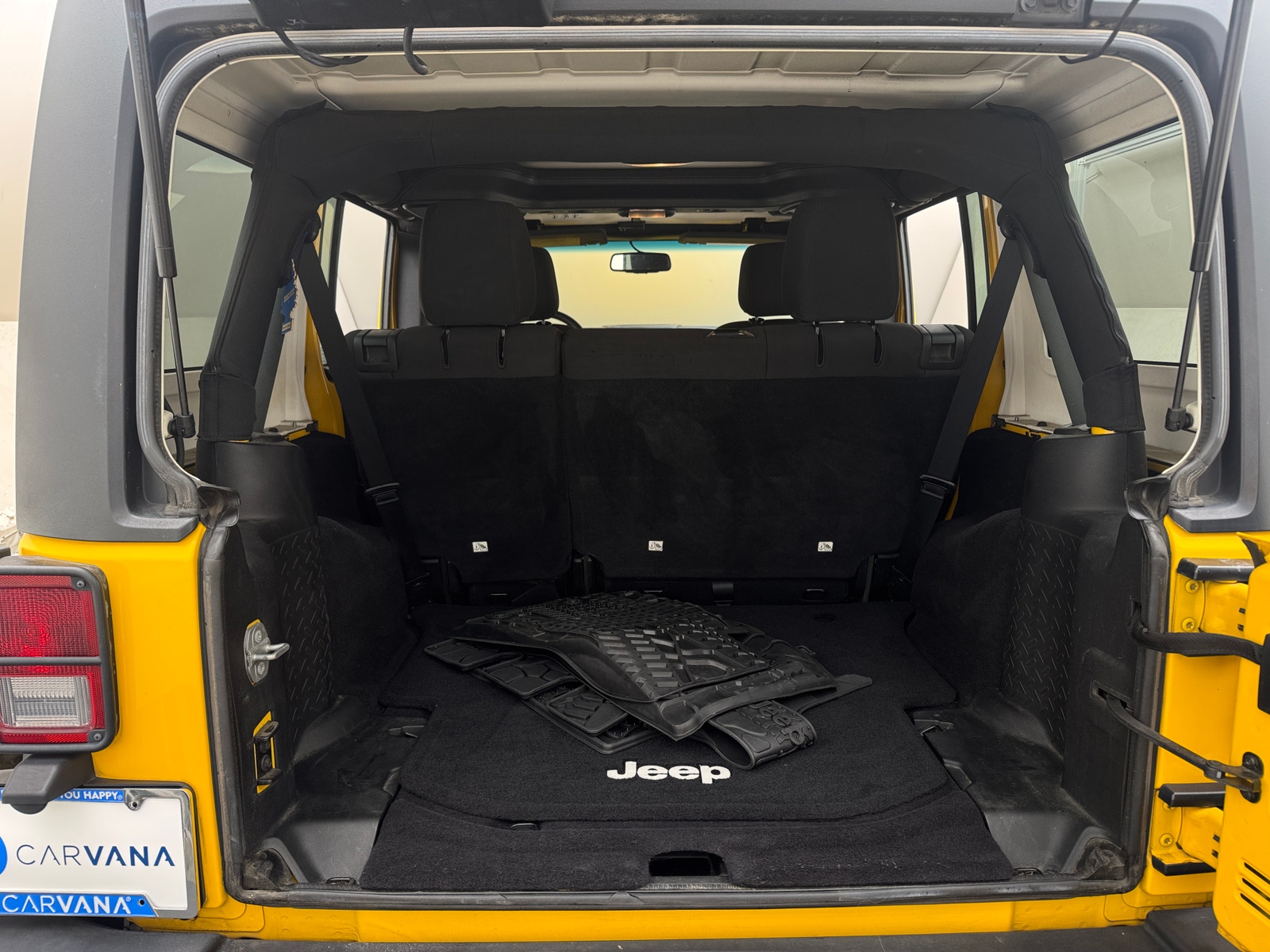 Thumbnail: 2015 Jeep Wrangler - 7