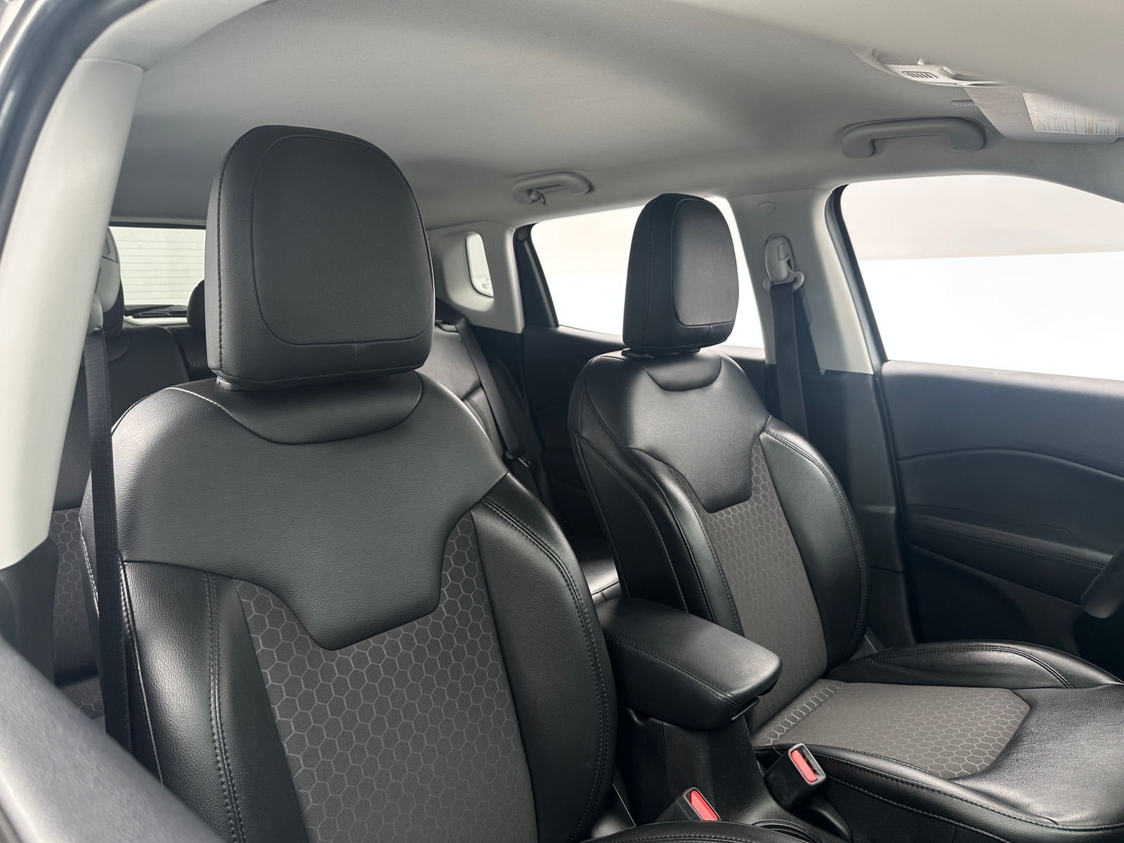 Thumbnail: 2020 Jeep Compass - 2
