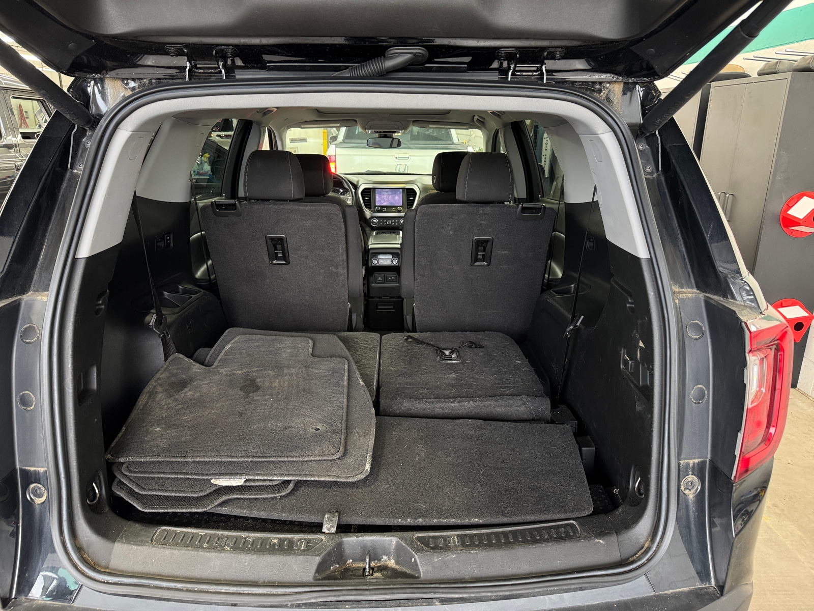 Thumbnail: 2021 GMC Acadia - 7