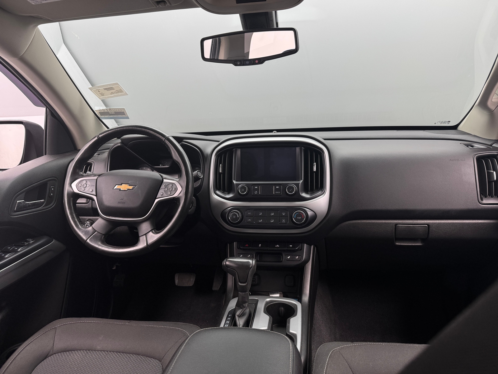 Thumbnail: 2020 Chevrolet Colorado - 3