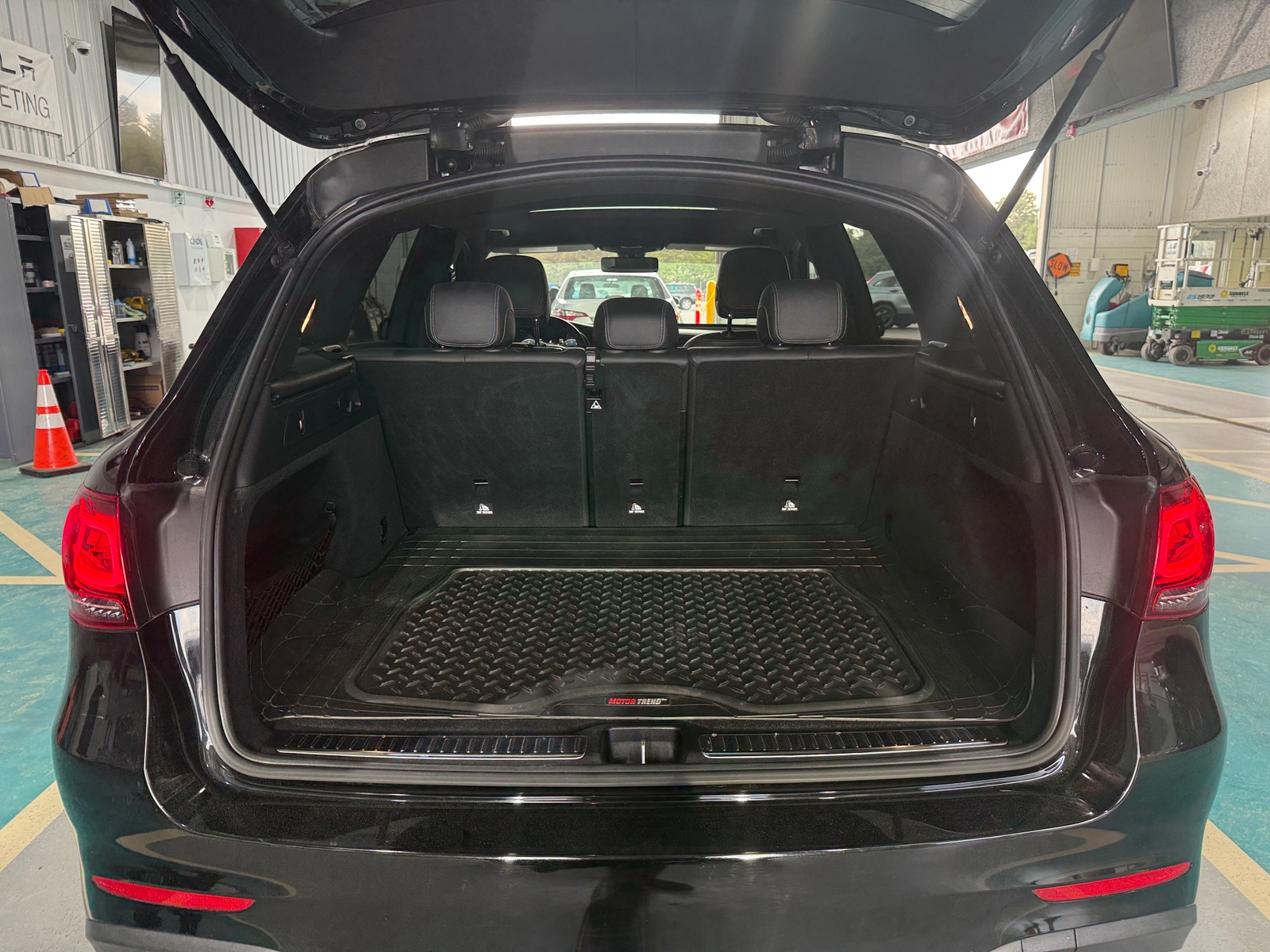Thumbnail: 2020 Mercedes-Benz GLC - 6