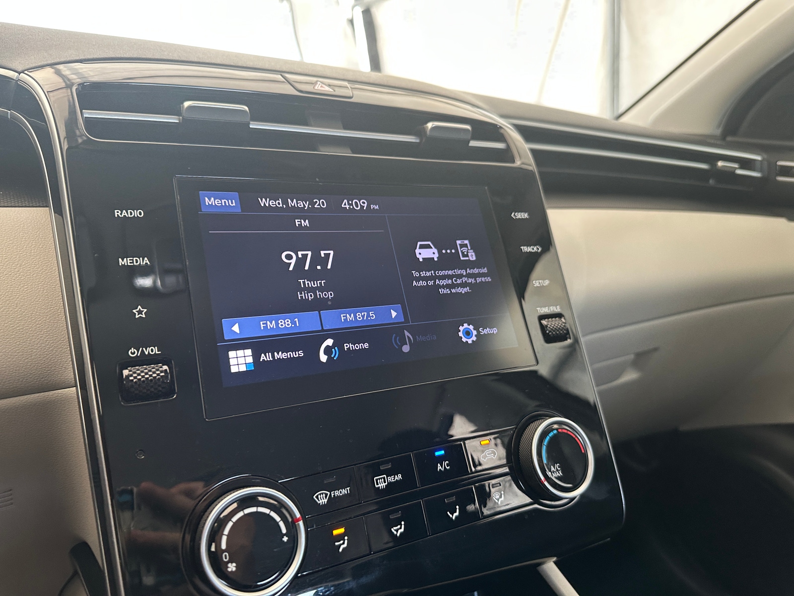 Thumbnail: 2024 Hyundai Tucson - 4