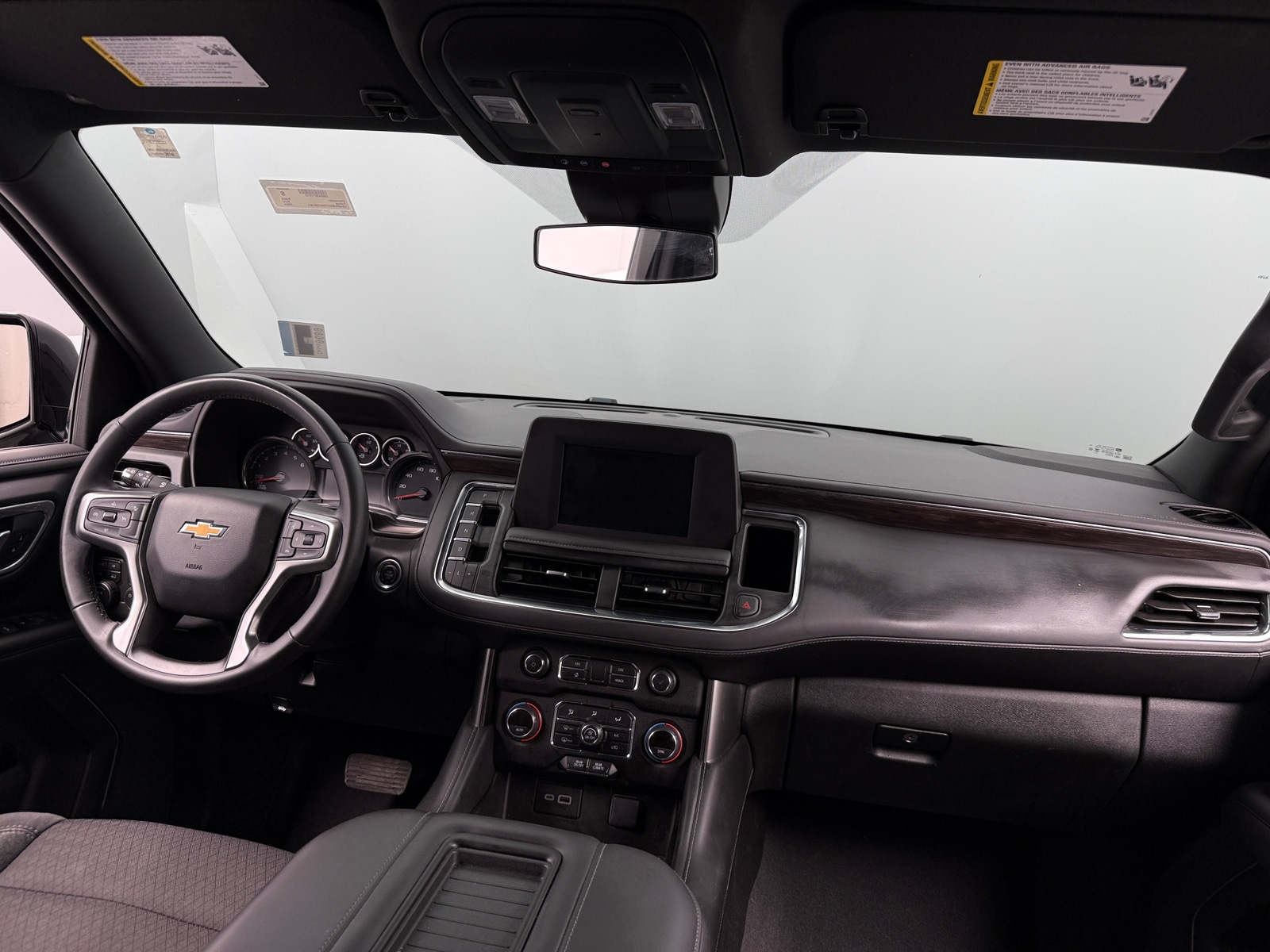 Thumbnail: 2024 Chevrolet Tahoe - 3
