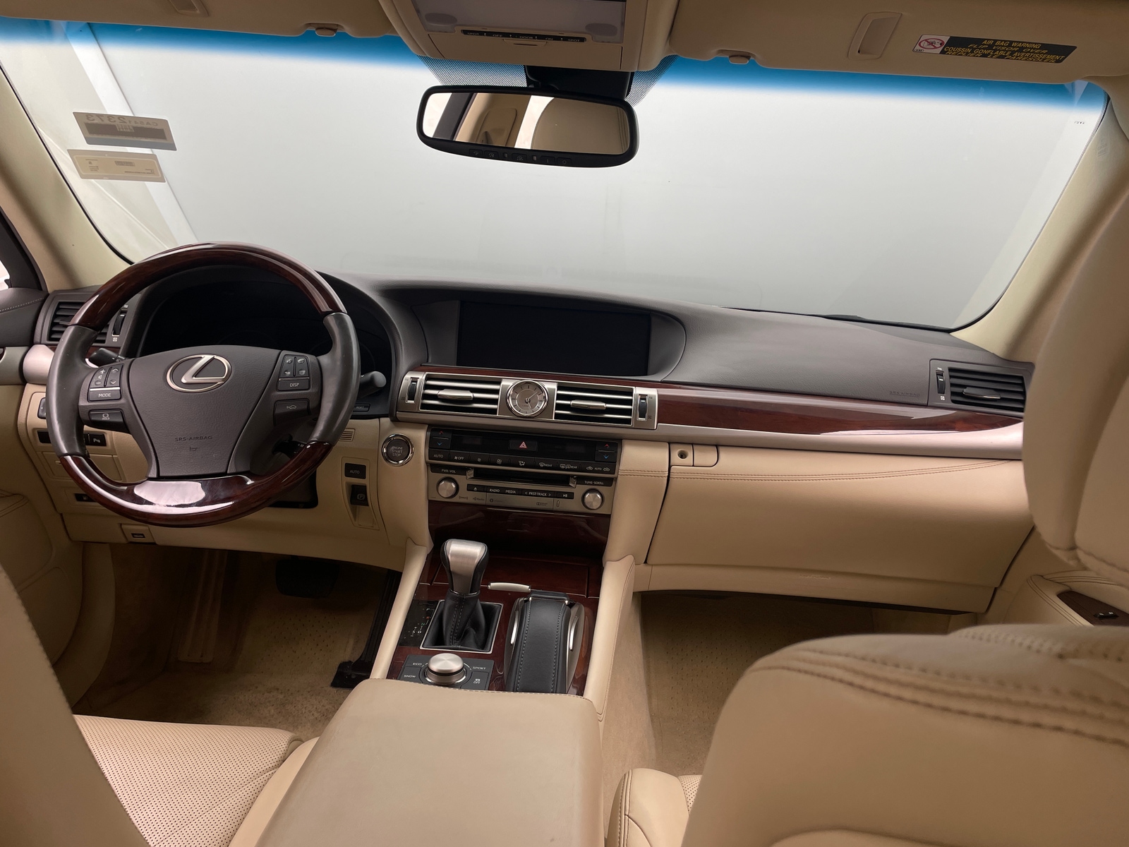 Thumbnail: 2016 Lexus LS - 2