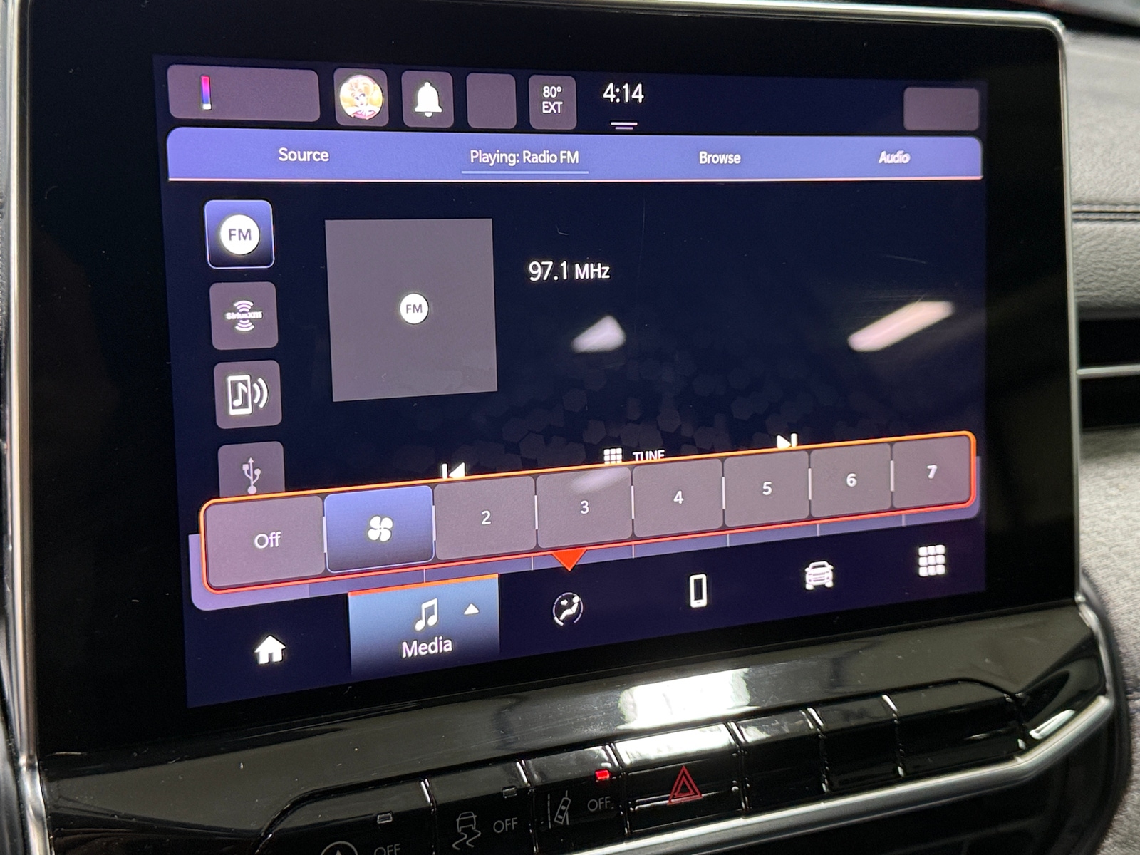 Thumbnail: 2023 Jeep Compass - 4
