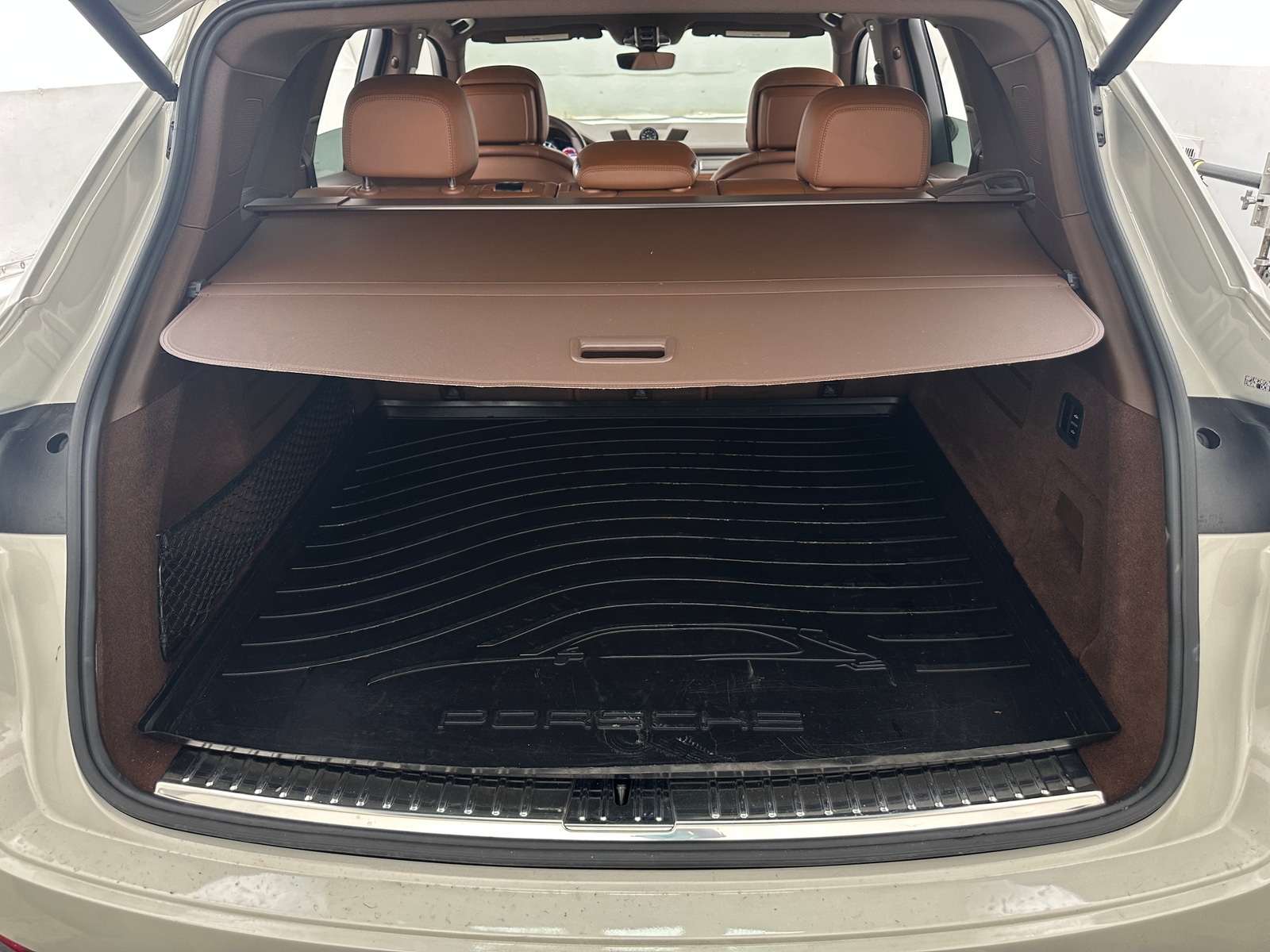 Thumbnail: 2021 Porsche Cayenne - 6