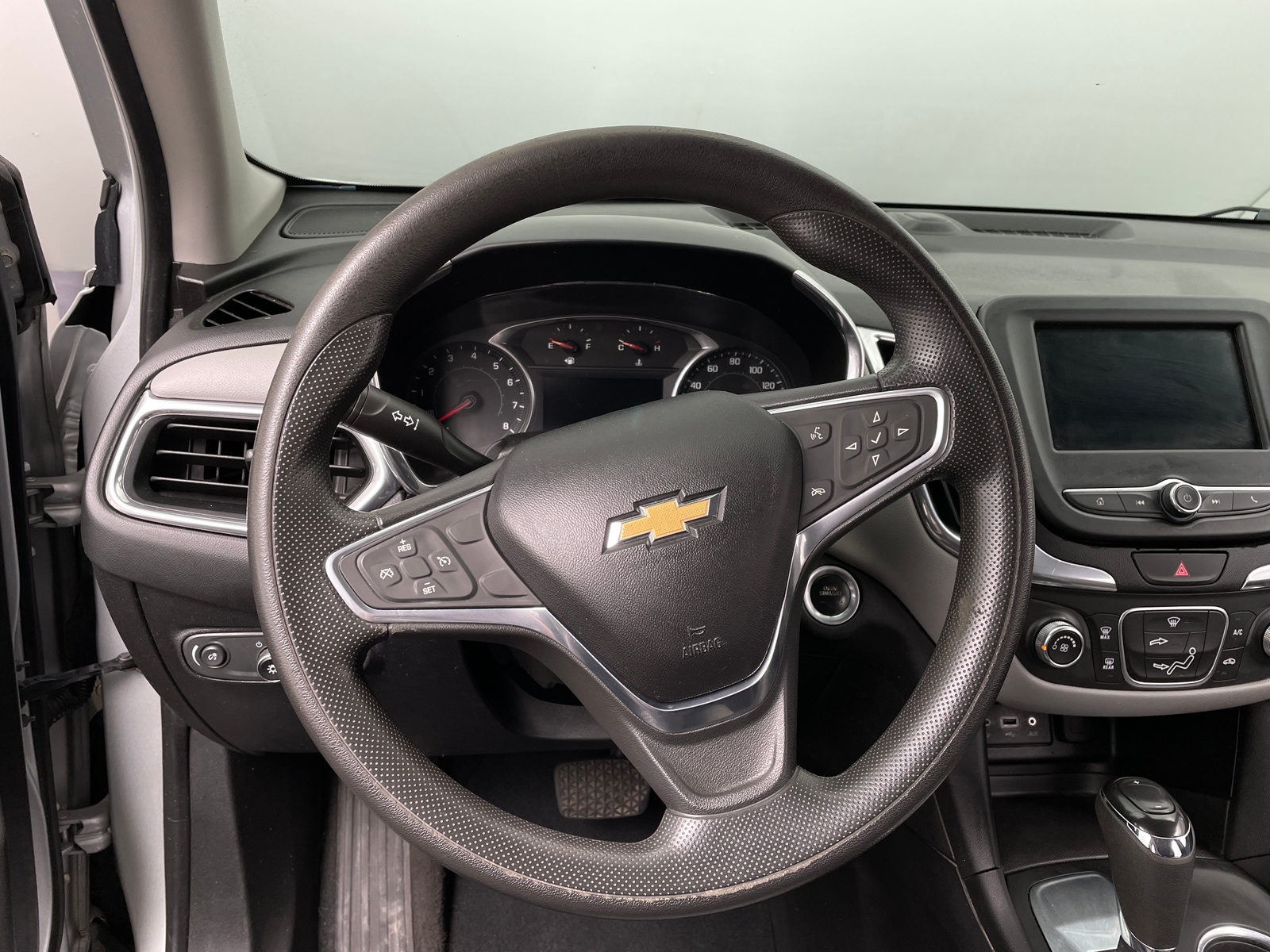 Thumbnail: 2019 Chevrolet Equinox - 5