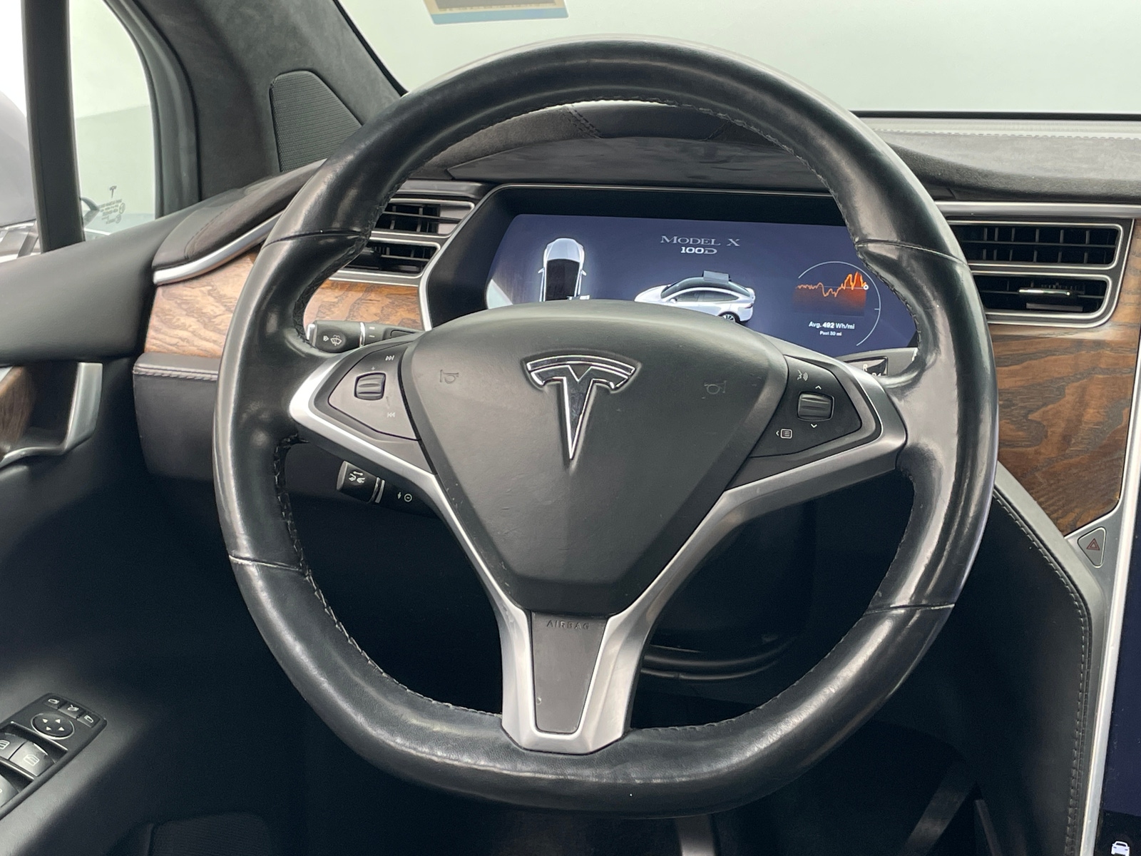 Thumbnail: 2017 Tesla Model X - 4