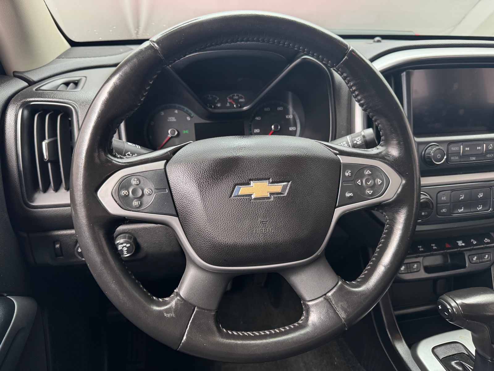 Thumbnail: 2017 Chevrolet Colorado - 4