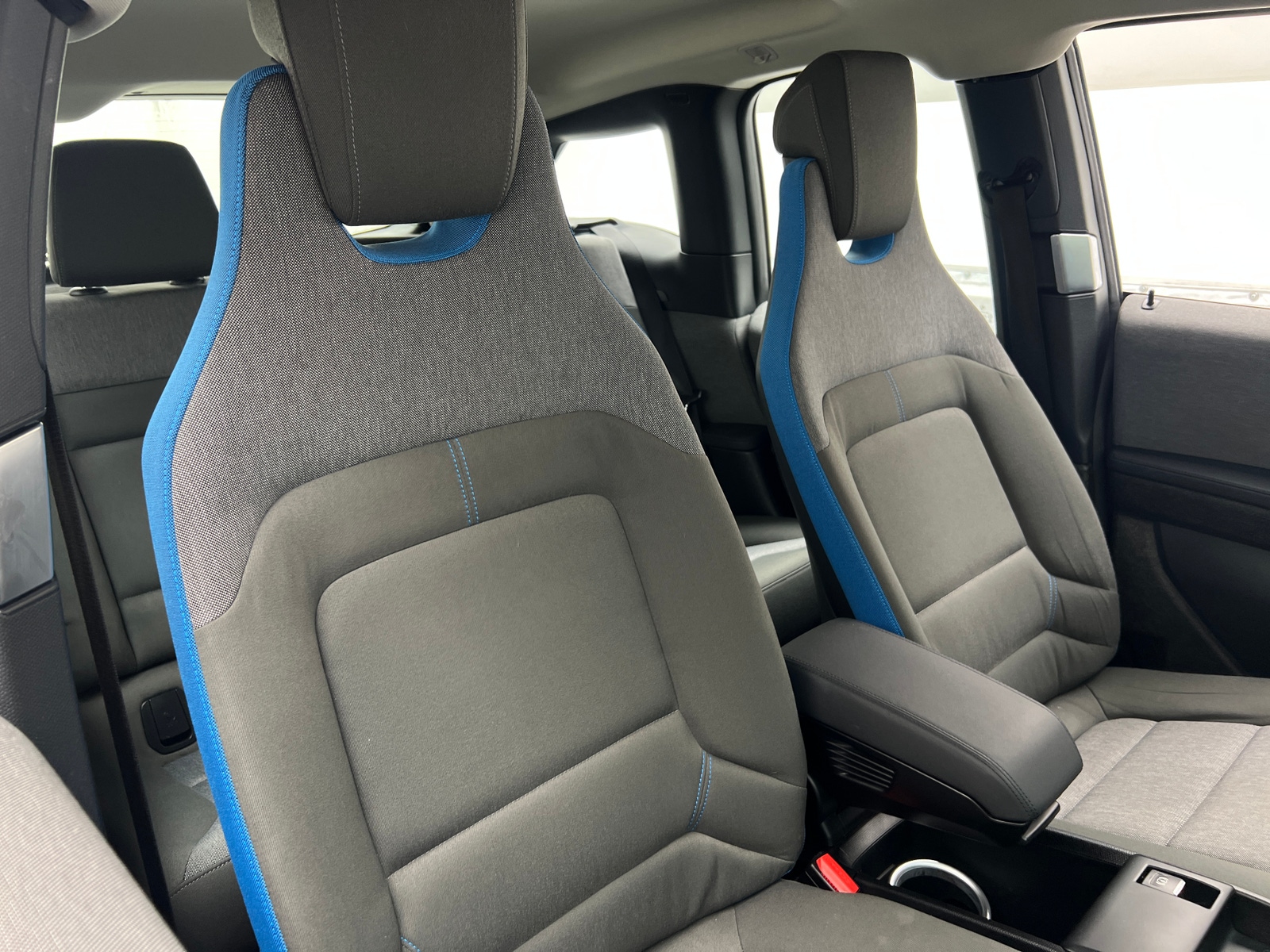 Thumbnail: 2017 BMW i3 - 2