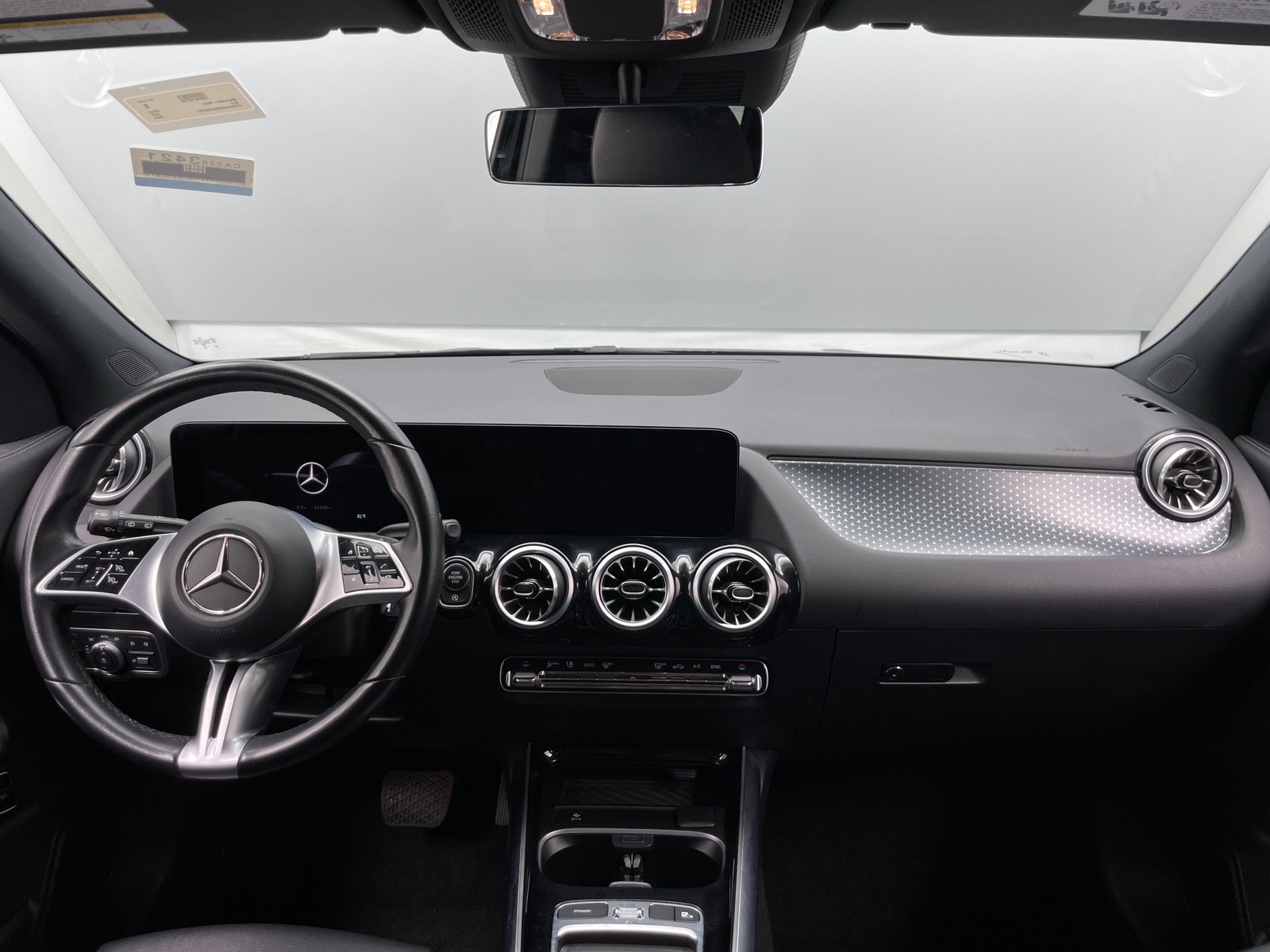 Thumbnail: 2025 Mercedes-Benz GLA - 2