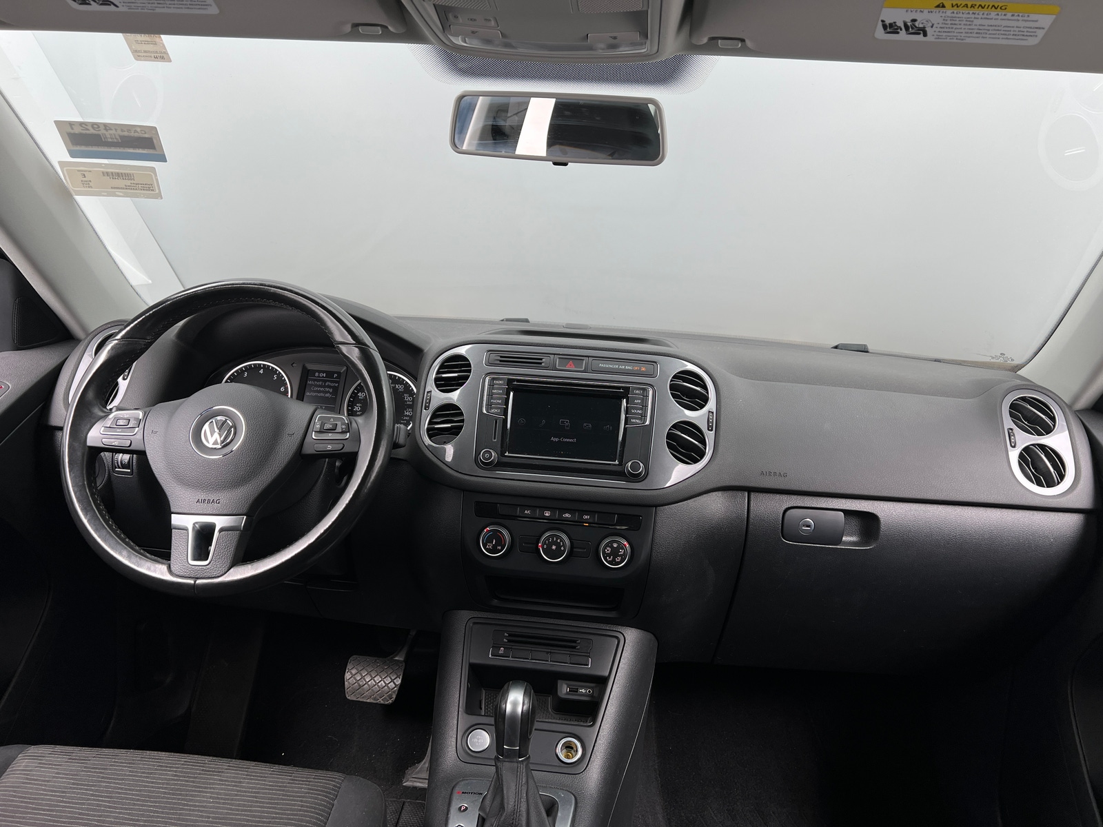 Thumbnail: 2017 Volkswagen Tiguan - 3