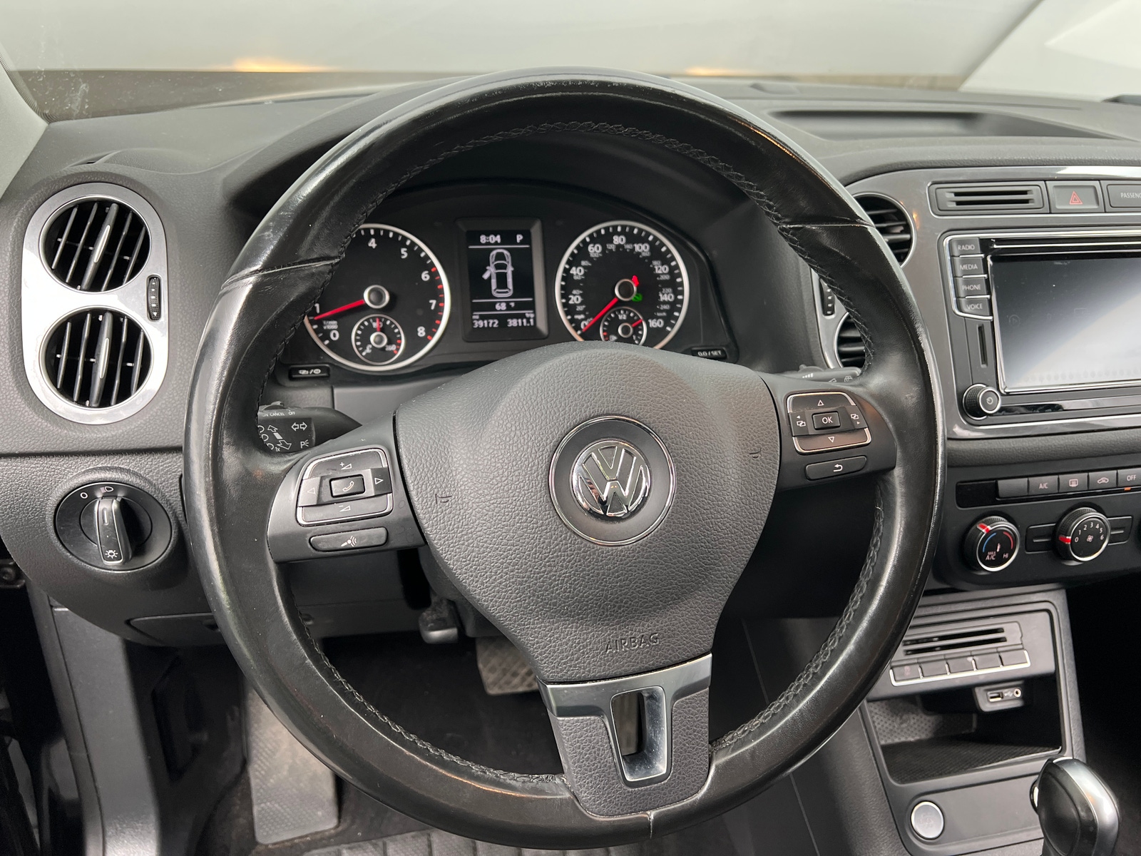 Thumbnail: 2017 Volkswagen Tiguan - 5