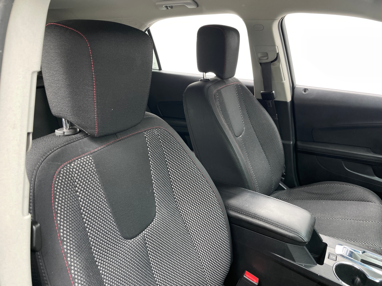 Thumbnail: 2017 Chevrolet Equinox - 2