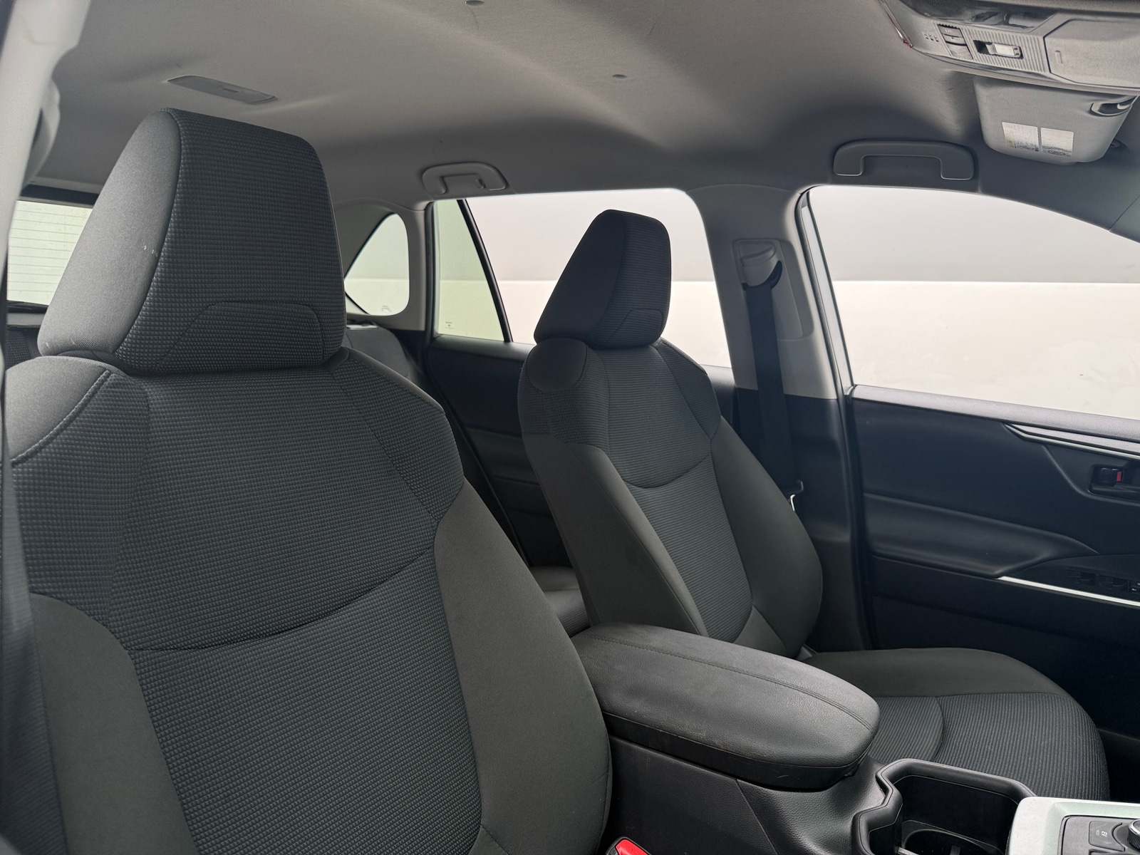 Thumbnail: 2022 Toyota RAV4 - 2
