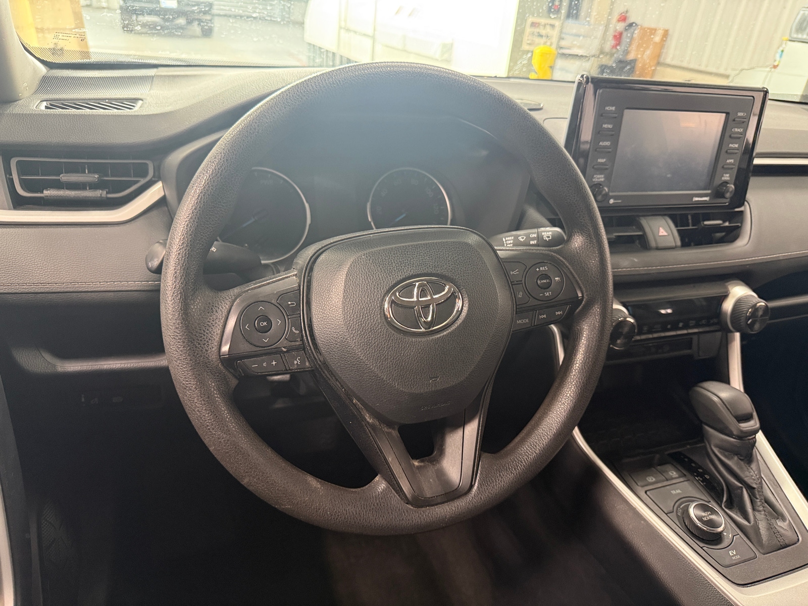 Thumbnail: 2022 Toyota RAV4 - 5