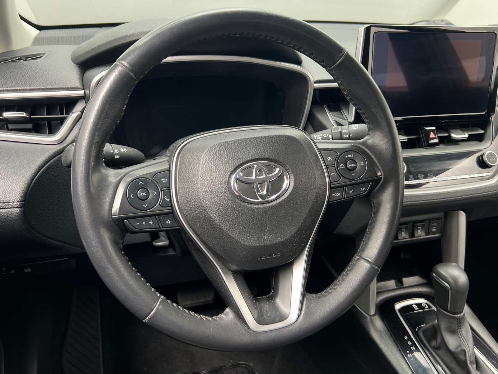 Thumbnail: 2024 Toyota Corolla Cross - 4