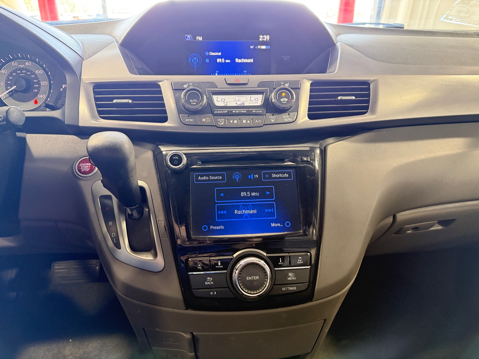 Thumbnail: 2014 Honda Odyssey - 3