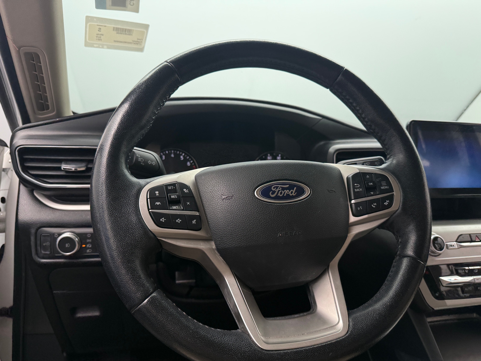 Thumbnail: 2021 Ford Explorer - 4