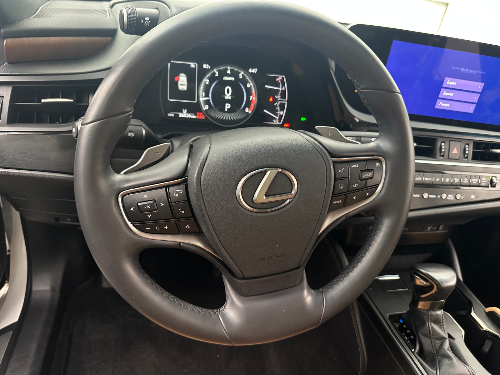 Thumbnail: 2023 Lexus ES - 4