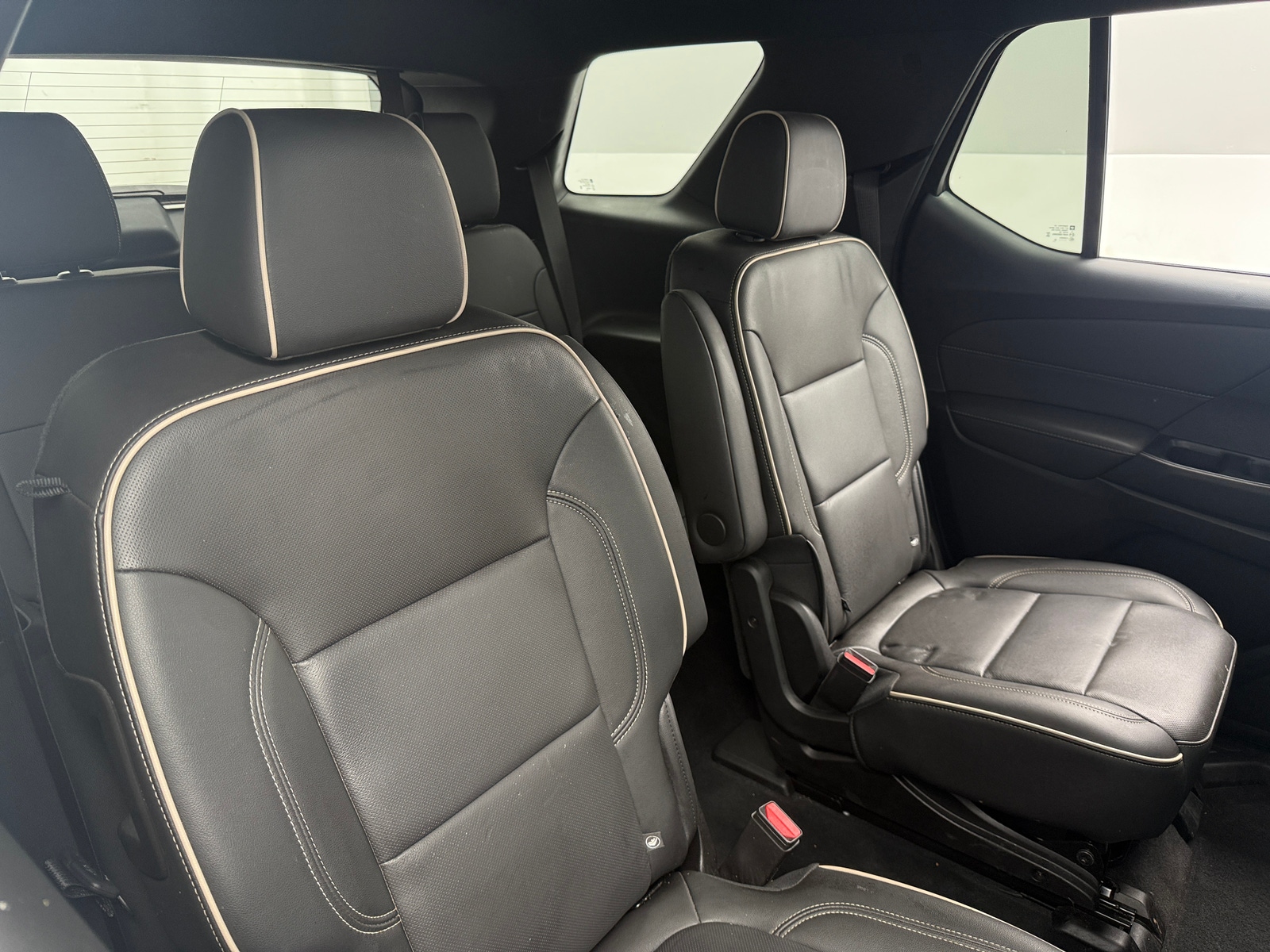 Thumbnail: 2022 Chevrolet Traverse - 5
