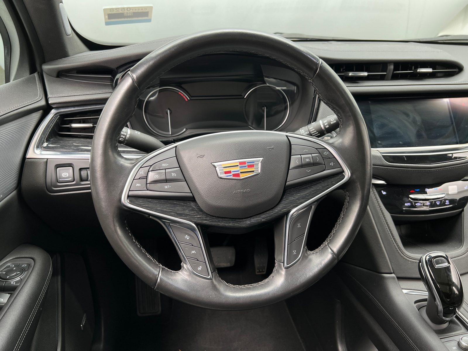 Thumbnail: 2020 Cadillac XT5 - 4