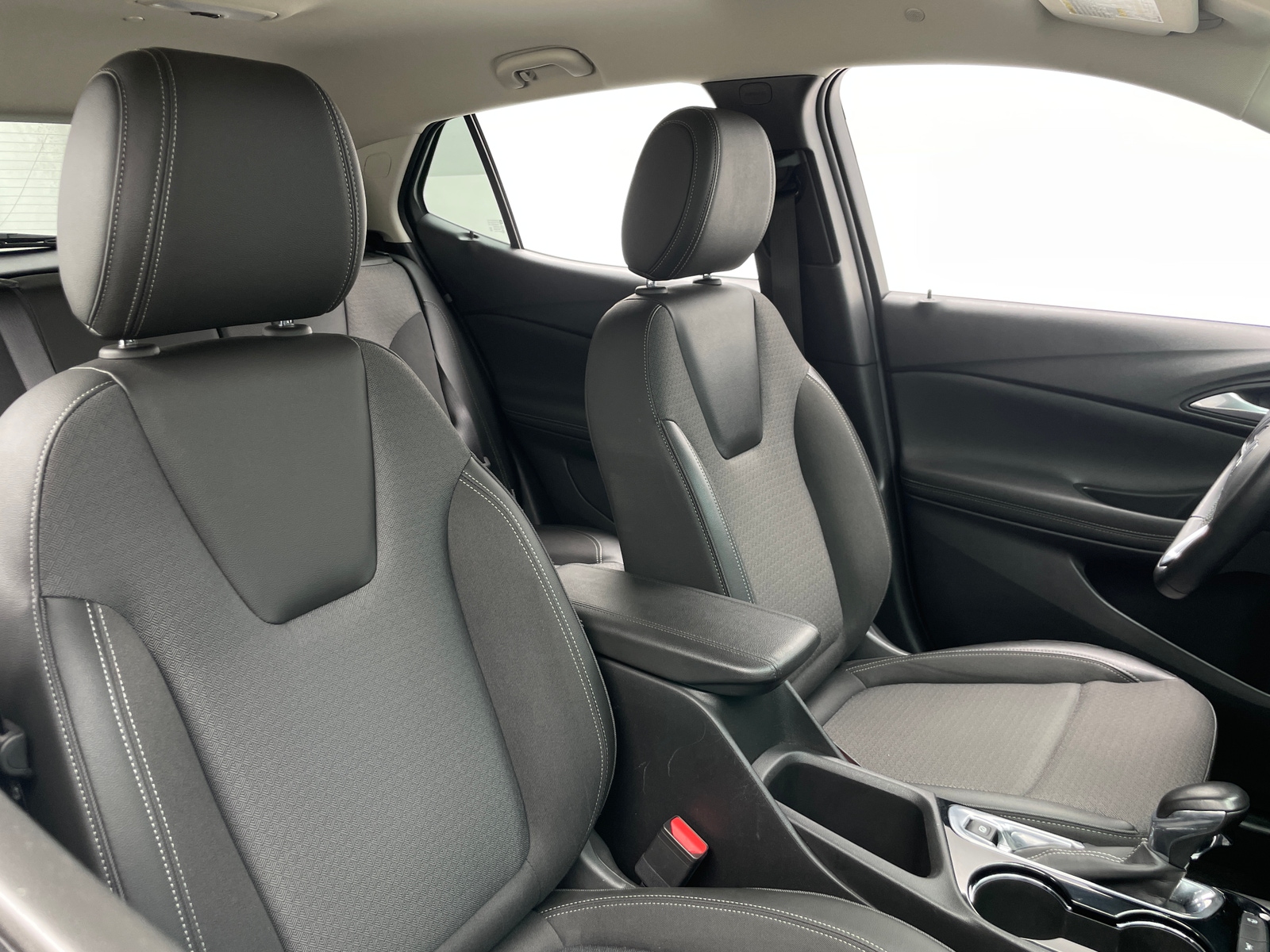 Thumbnail: 2024 Buick Encore GX - 2