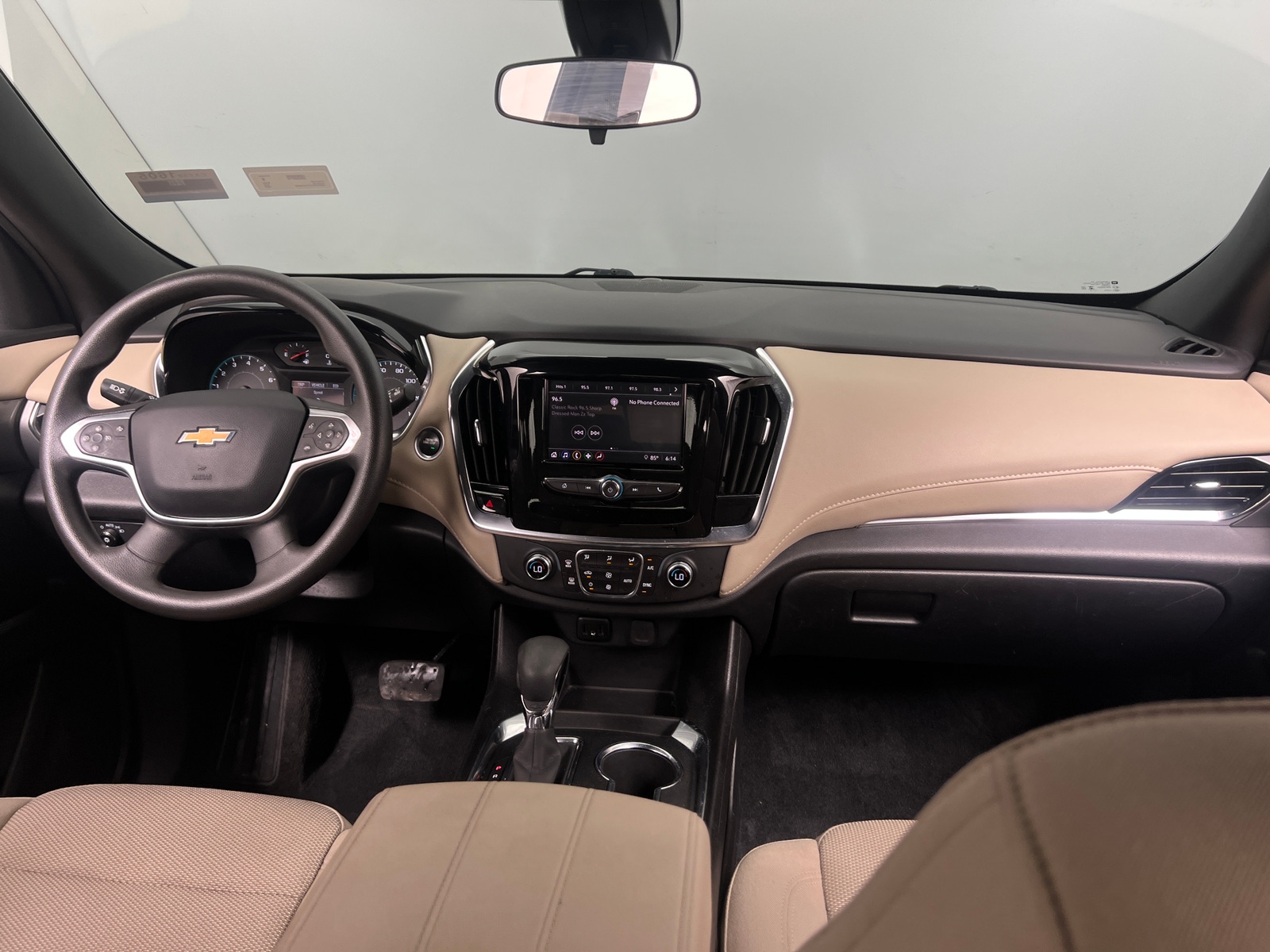 Thumbnail: 2023 Chevrolet Traverse - 3