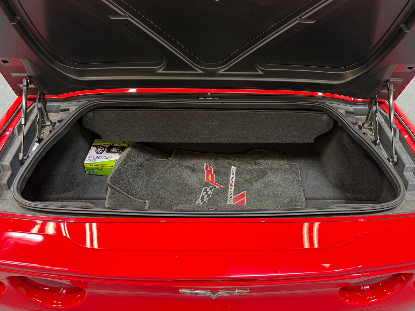 Thumbnail: 2010 Chevrolet Corvette - 5