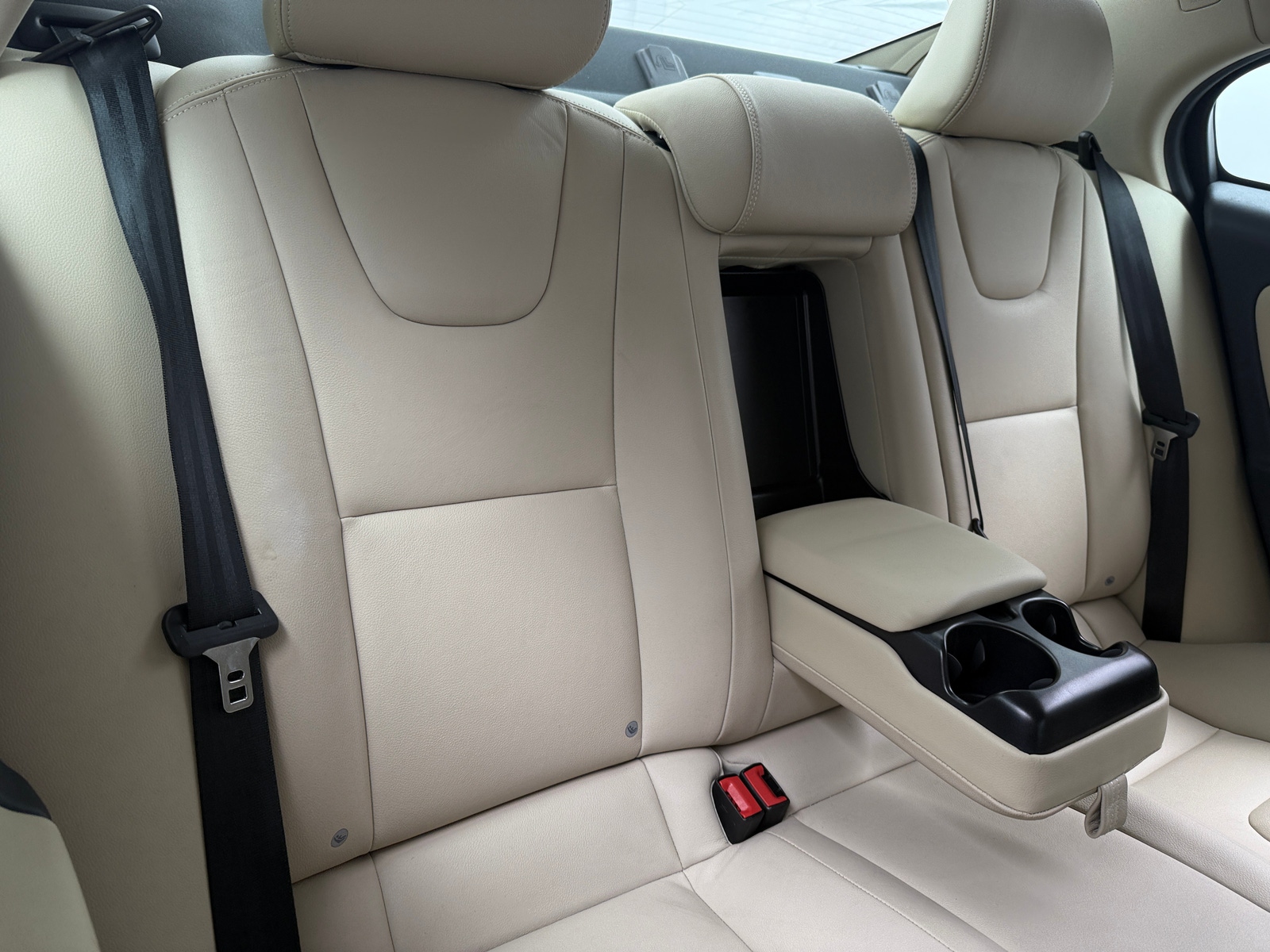 Thumbnail: 2018 Volvo S60 - 5