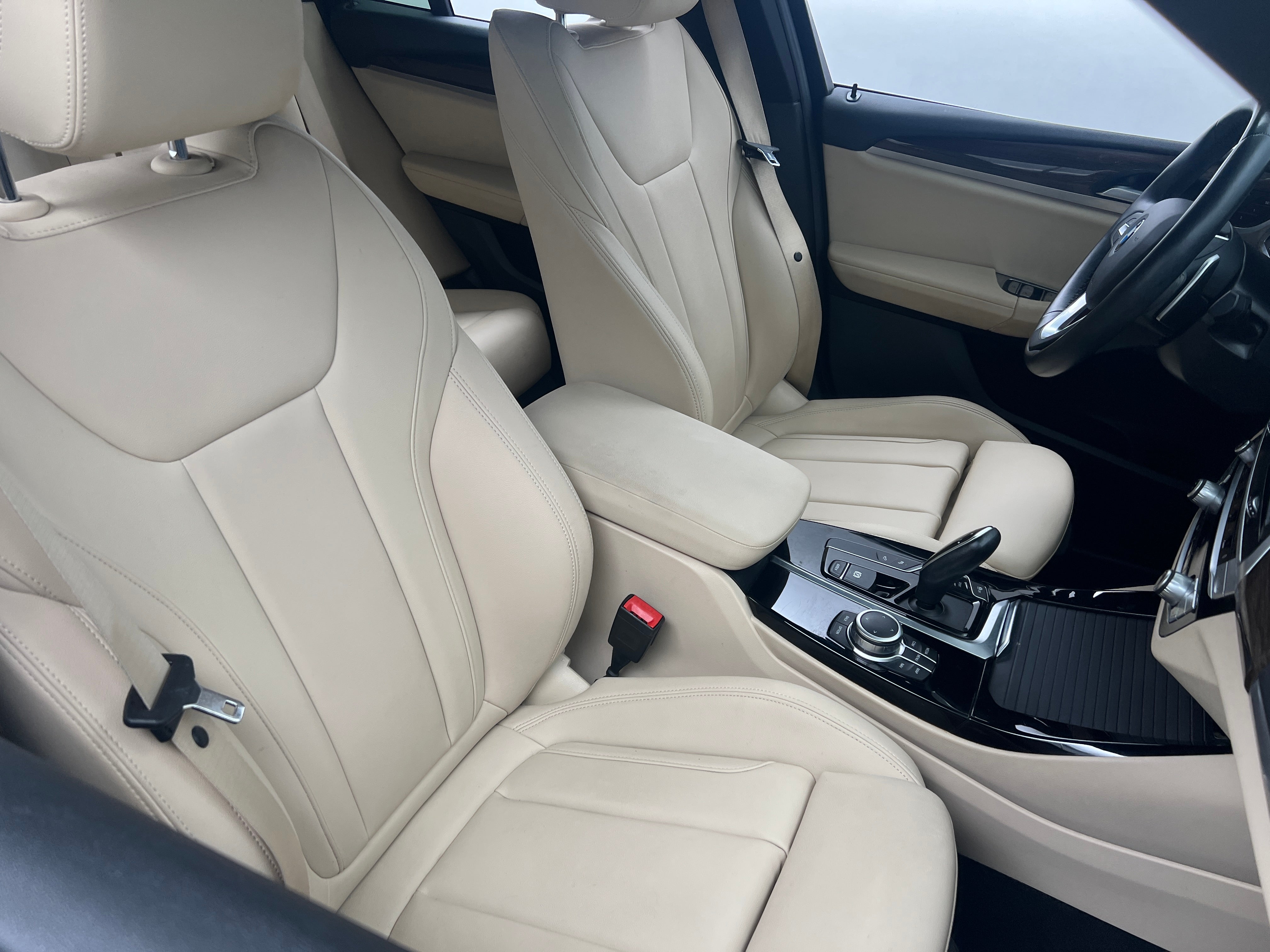 2021 BMW X3 30i