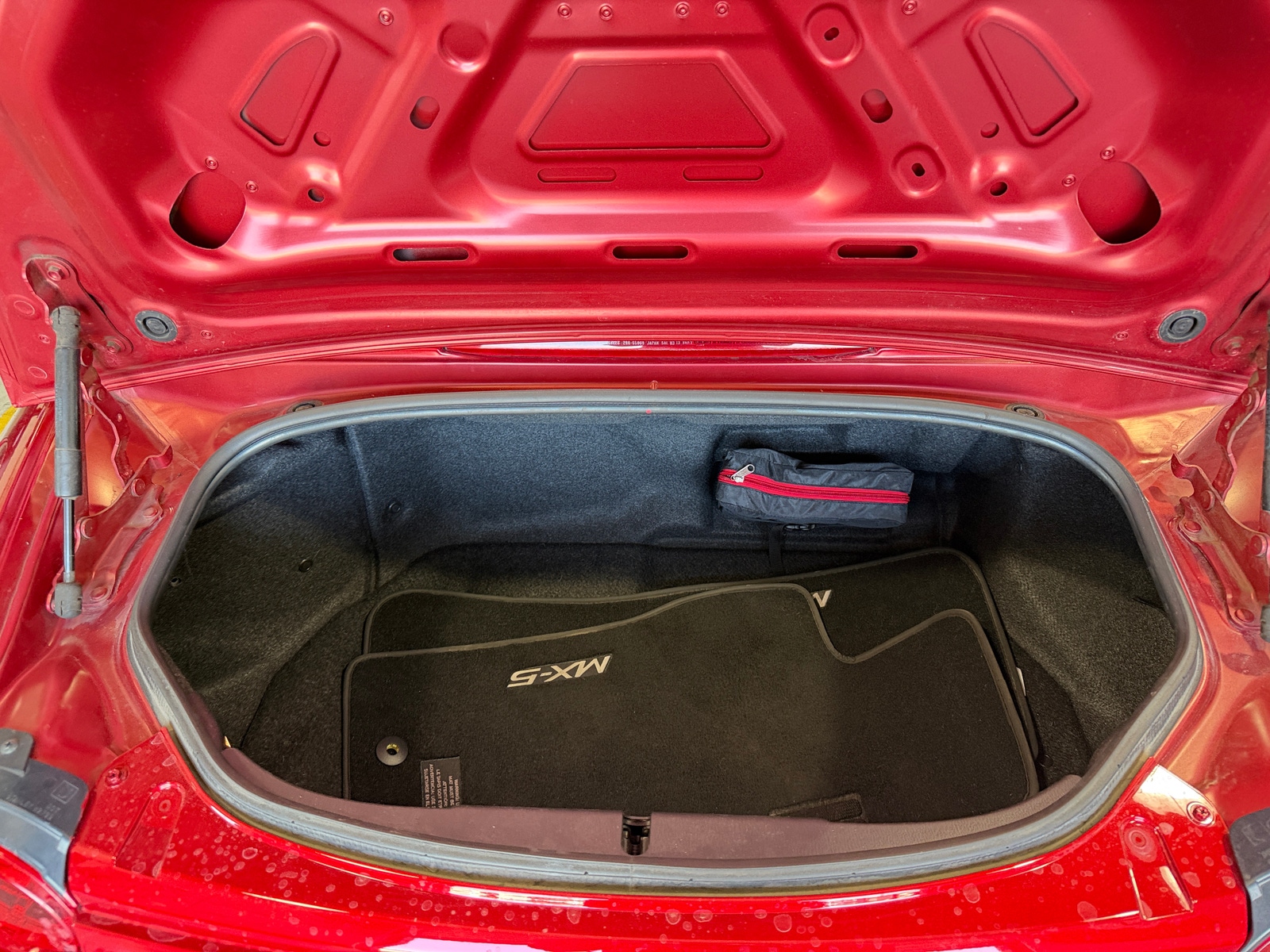 Thumbnail: 2016 Mazda MX-5 Miata - 6